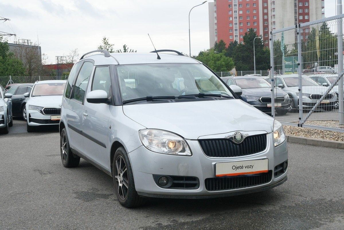 Škoda Roomster, 1.4 16V 63 kW - fotka 3