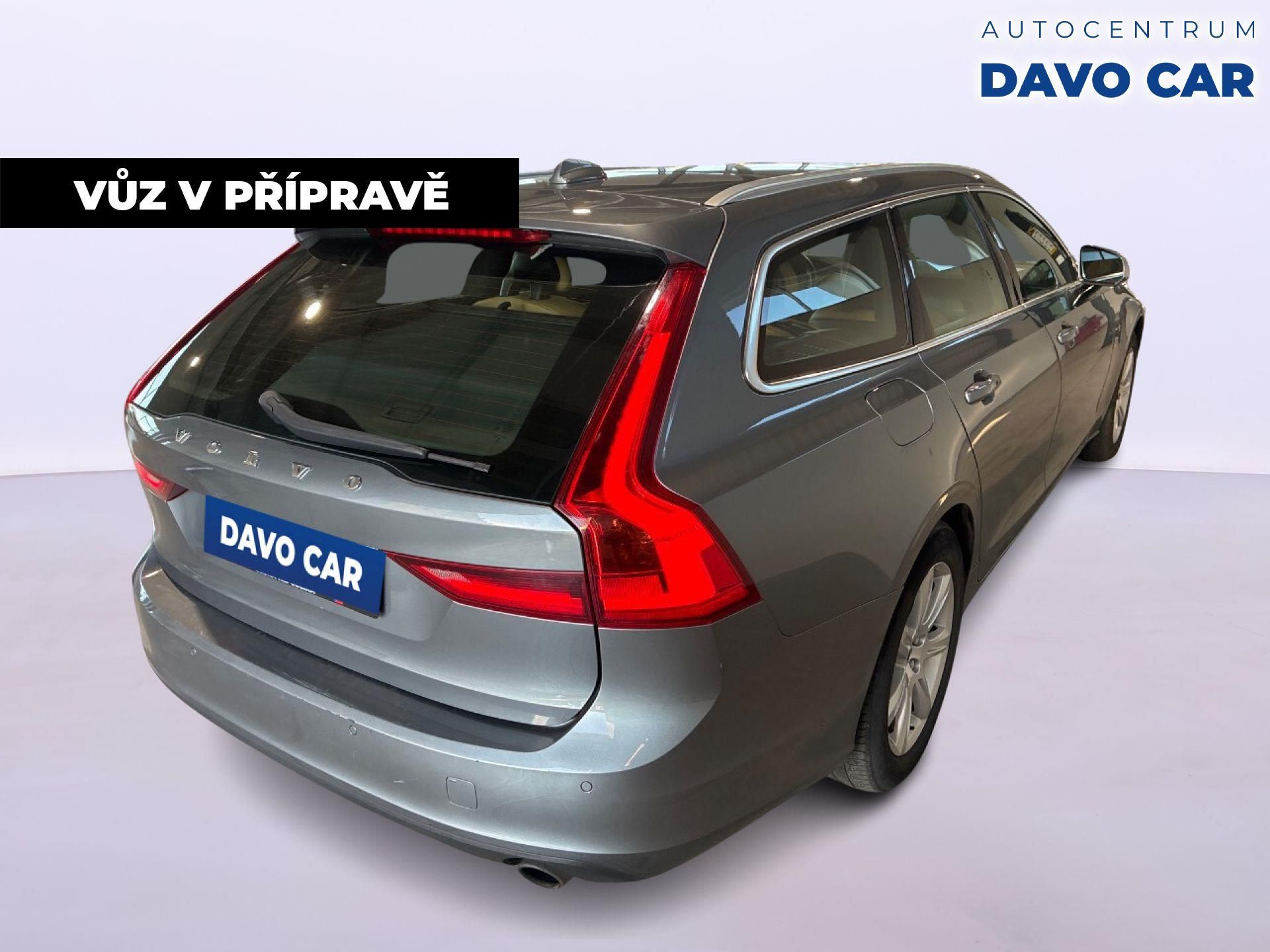 Volvo V90, 2.0 D3 110kW Momentum LED - fotka 5