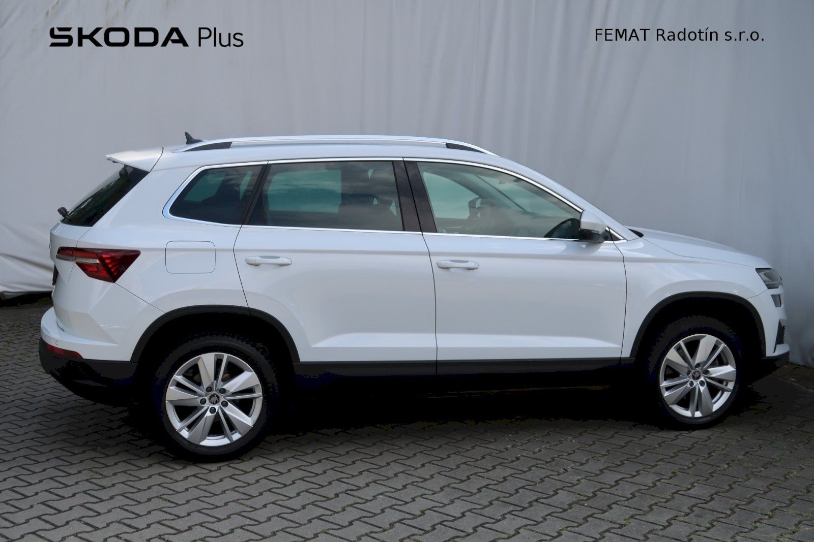 Škoda Karoq, Top Selection 1.5 TSI 110 kW - fotka 3