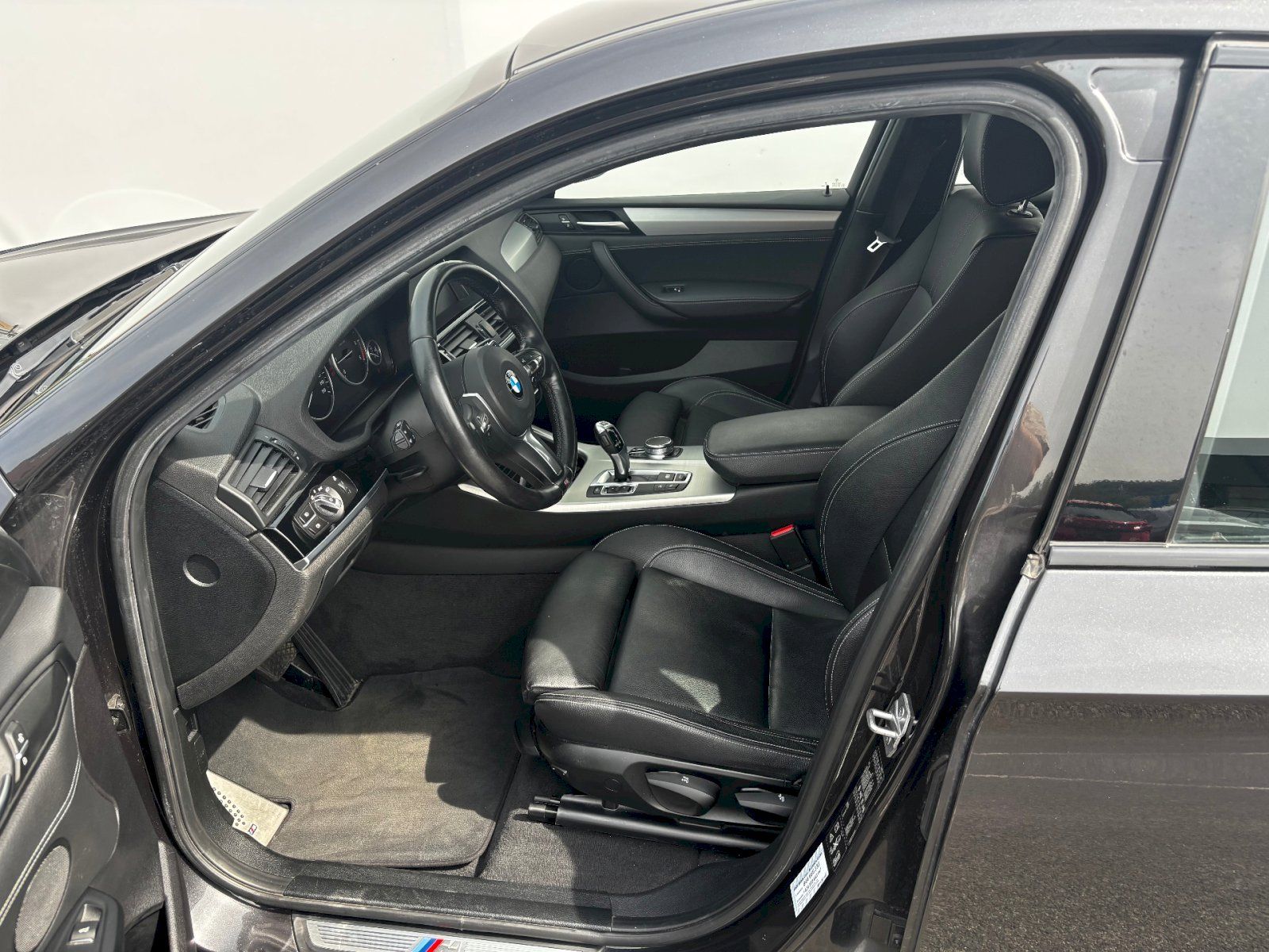 BMW X4, 2.0 xDrive20d M SPORT - fotka 6