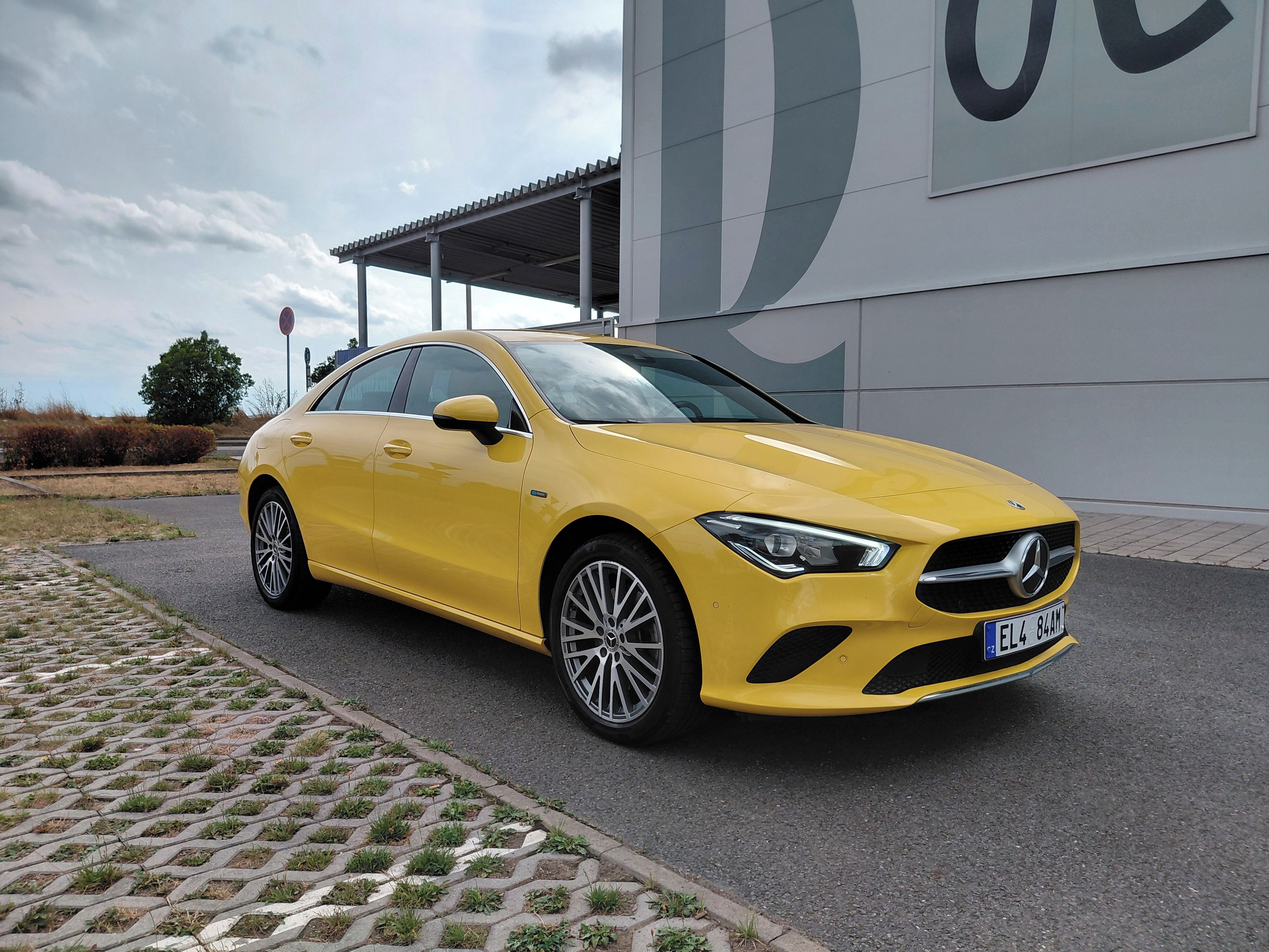 Mercedes-Benz CLA