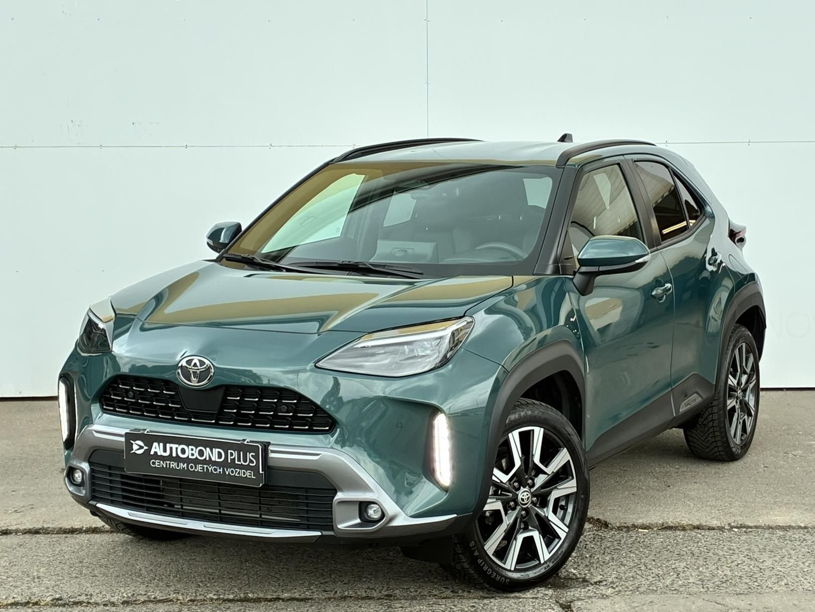Toyota Yaris Cross, 1.5 HSD 130k e-CVT AWD Executi