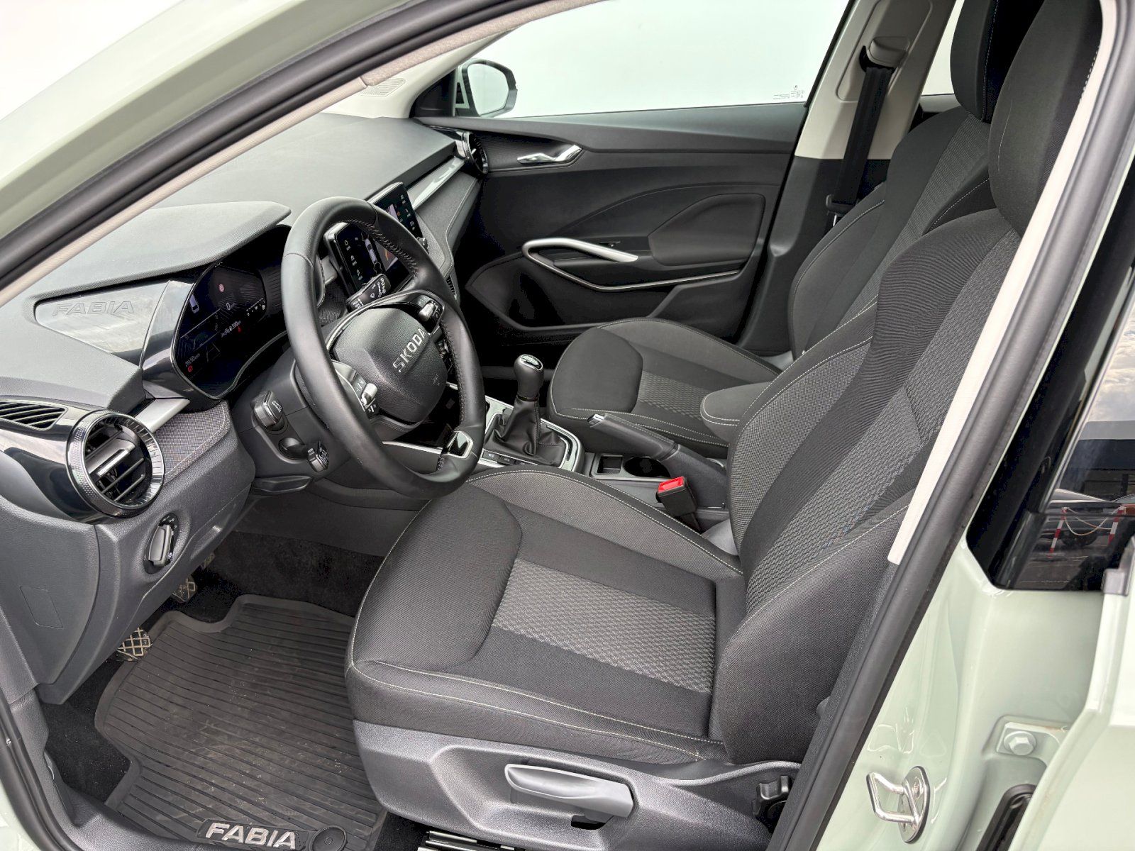 Škoda Fabia, FABIA SELEC TS 85/1.0 M6F - fotka 6