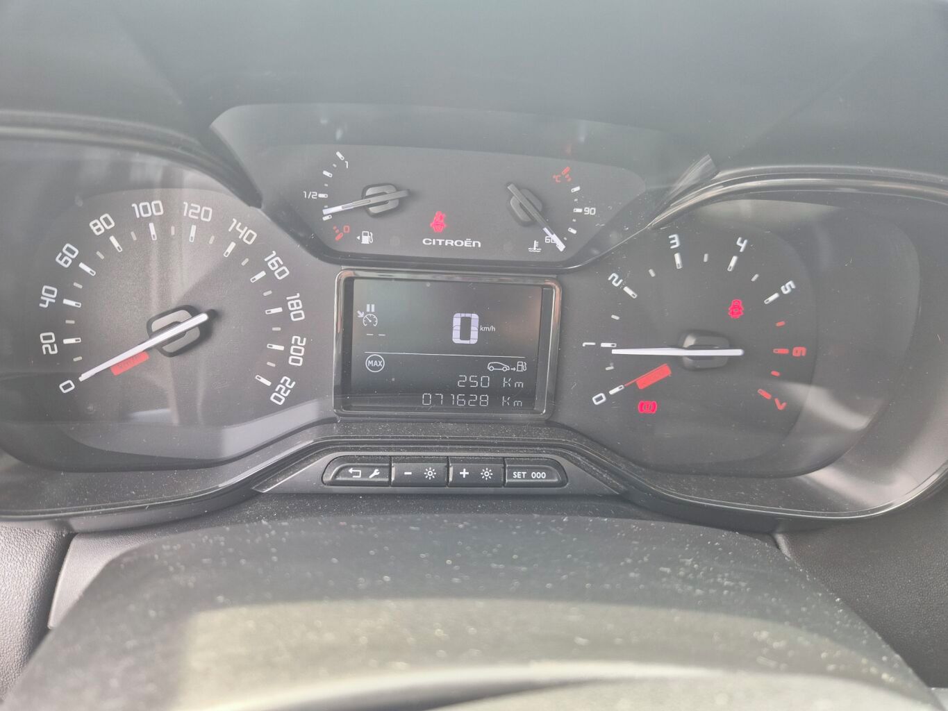 Citroën C3 Aircross, 1,2Puratech 81kw - fotka 6