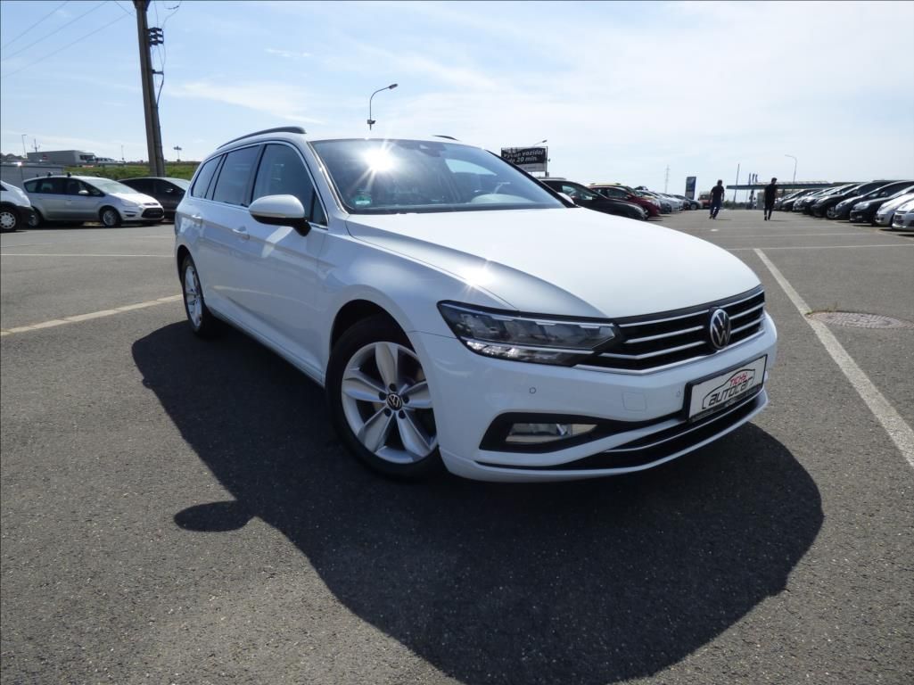 Volkswagen Passat Variant, 2,0 TDI DSG,LED,Navigace,Digi