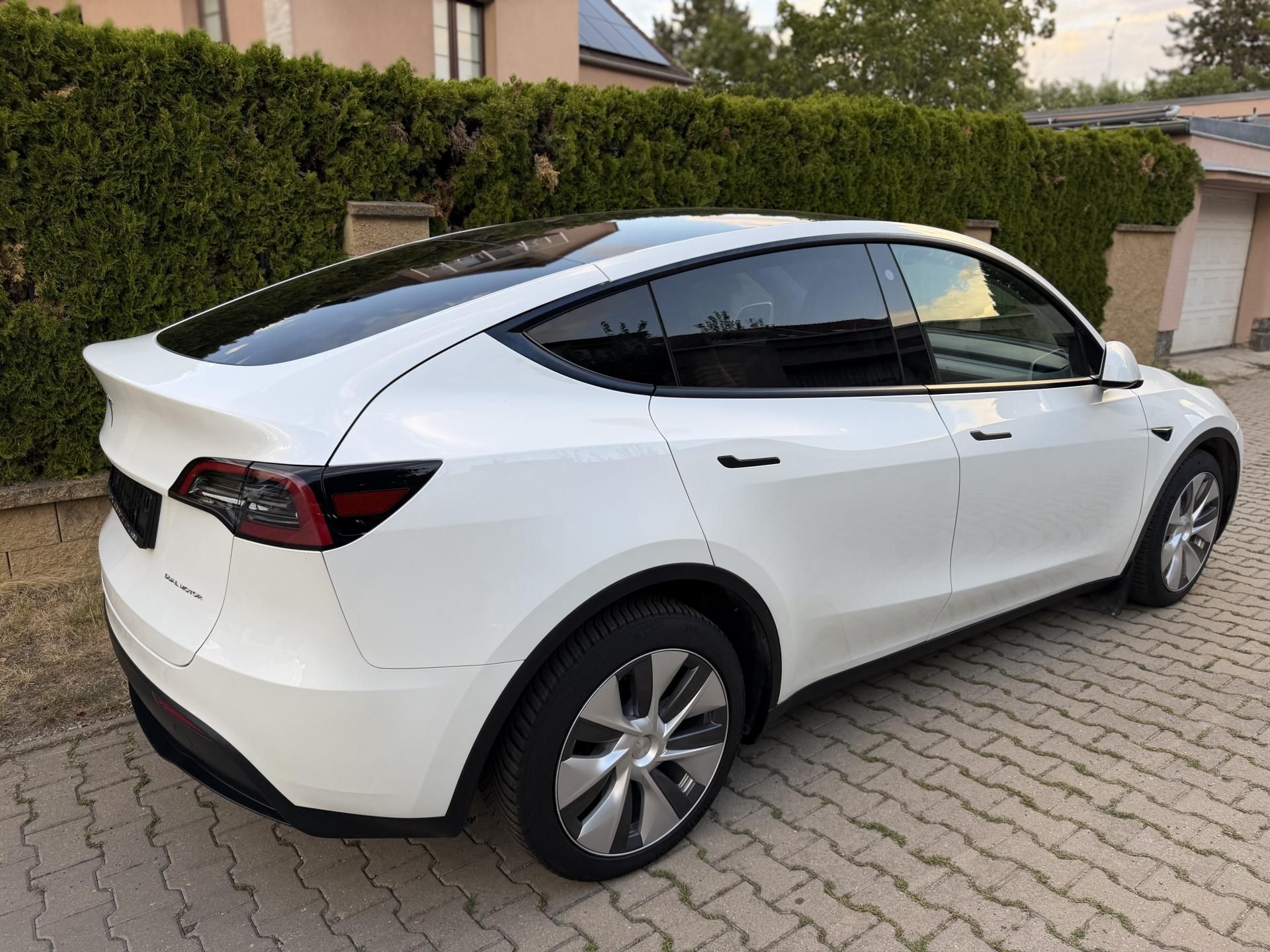 Tesla Model Y, DUAL MOTOR-LONG RANGE-TAŽNÉ - fotka 6