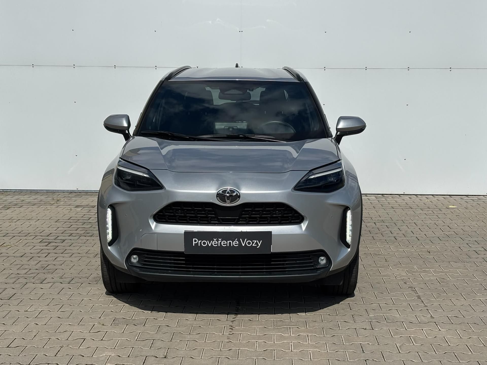 Toyota Yaris Cross, 1.5 HSD e-CVT Style AWD - fotka 4