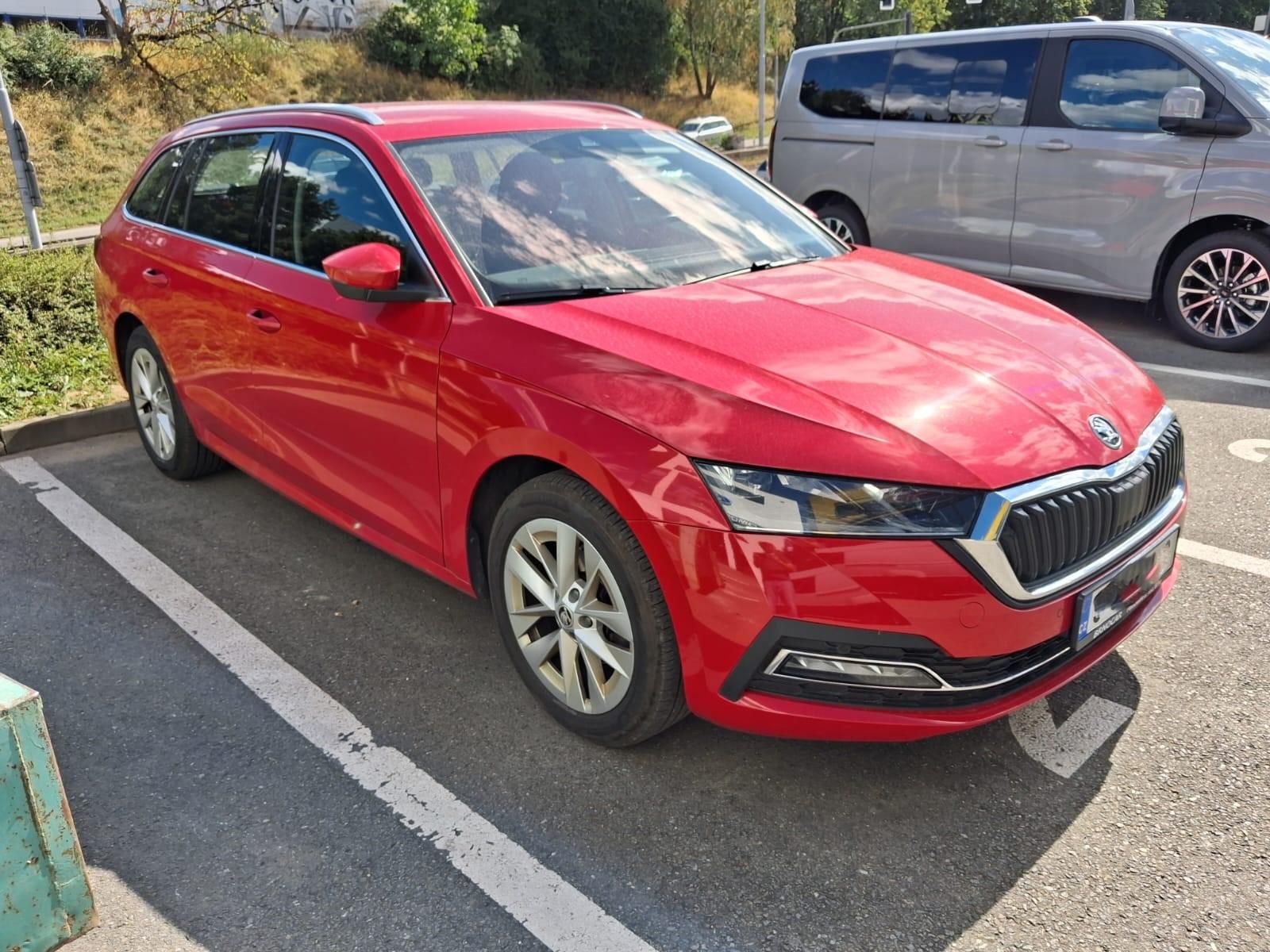 Škoda Octavia, 2.0TDI 110kW DSG Style, ČR - fotka 2
