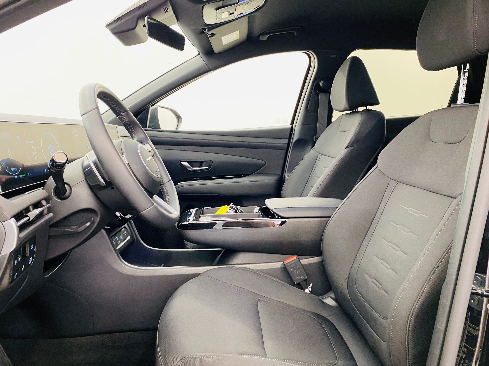 Hyundai Tucson, 1,6T-GDI 132kW Hybrid - fotka 5