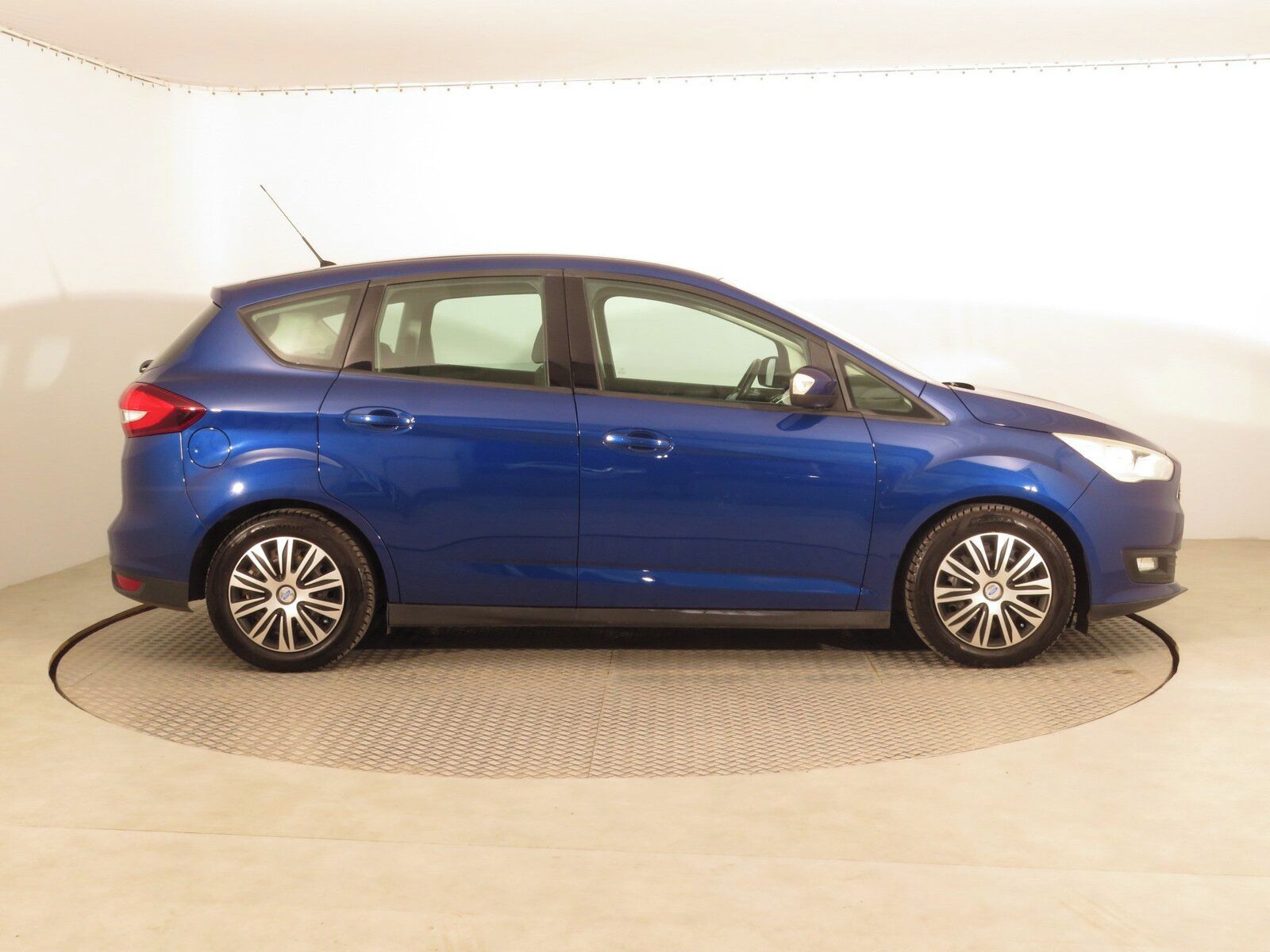 Ford C-MAX, 1.0 EcoBoost - fotka 6