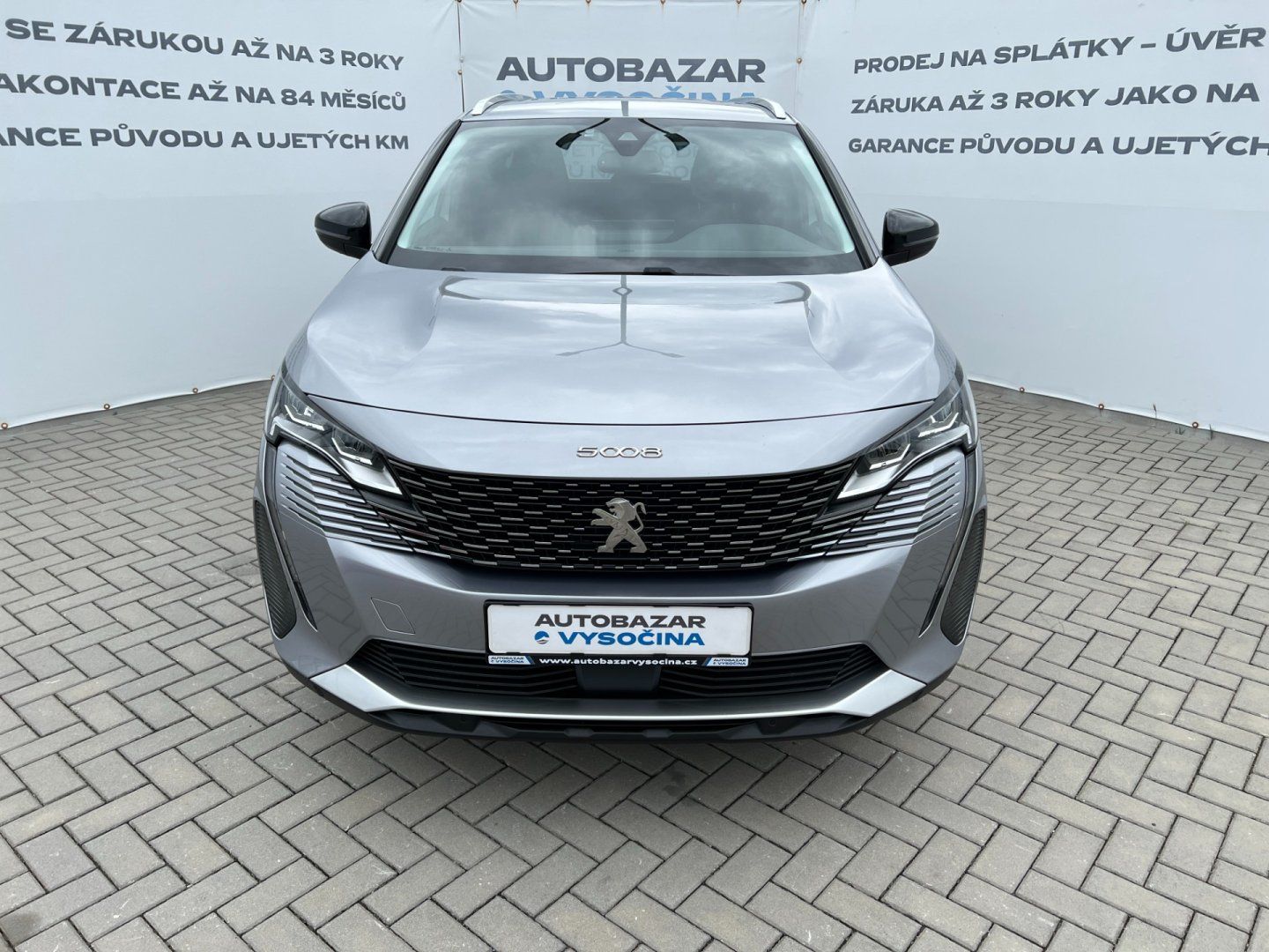 Peugeot 5008, 1.2PT 96kW! Allure! Tažné! LED - fotka 2