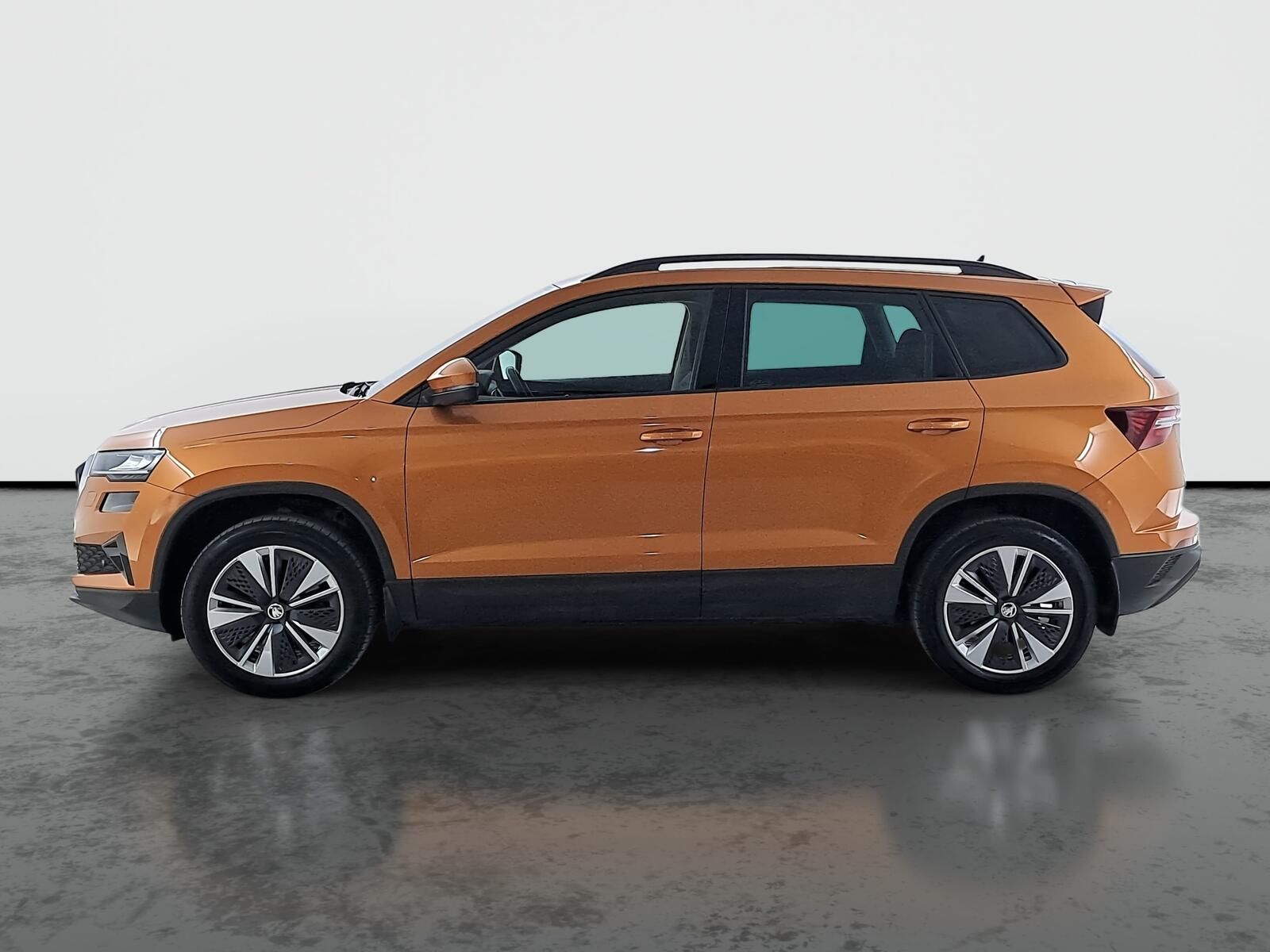 Škoda Karoq, 1.5 TSI, Serv.kniha, Navi - fotka 3