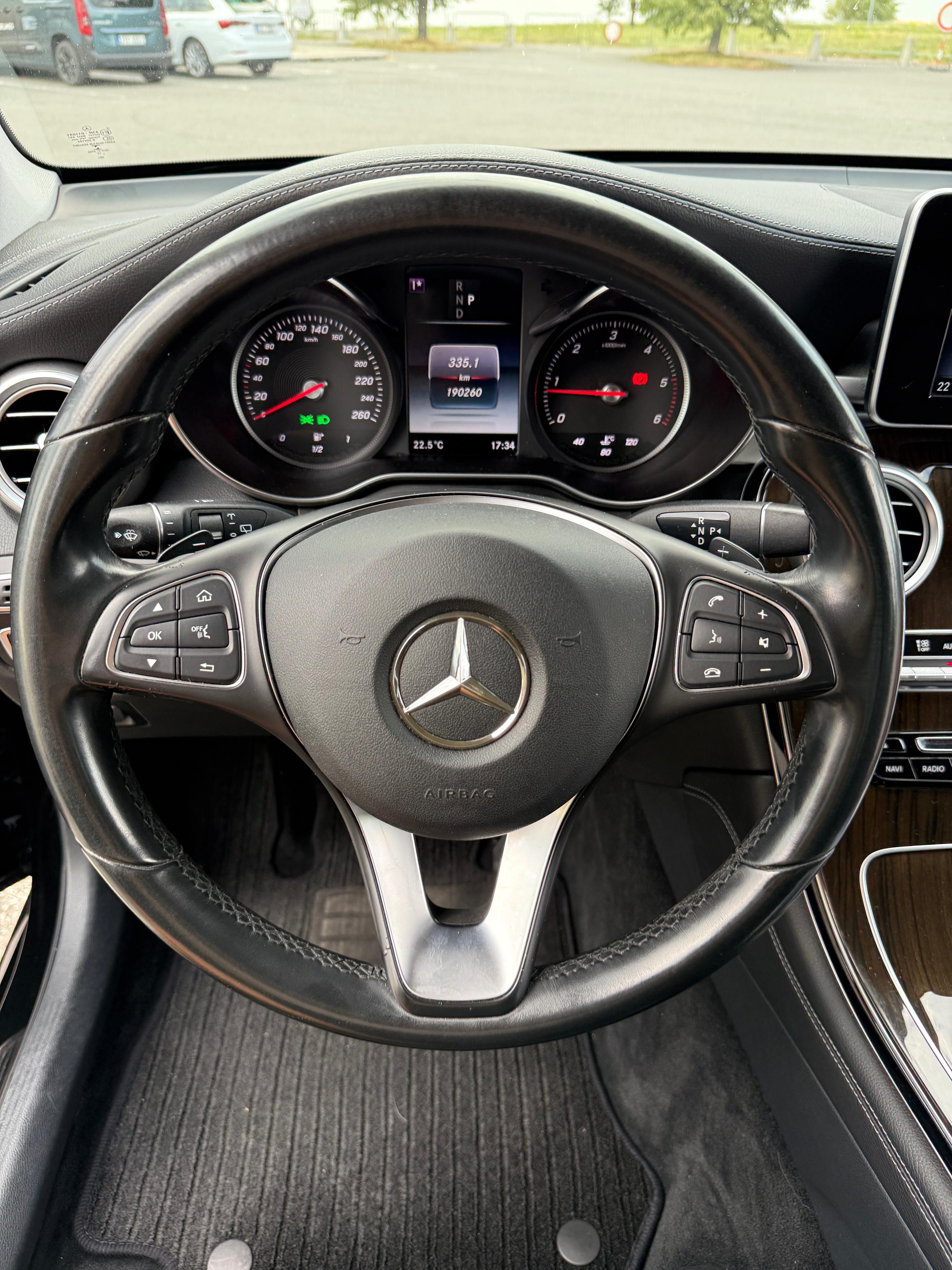 Mercedes-Benz GLC - fotka 6