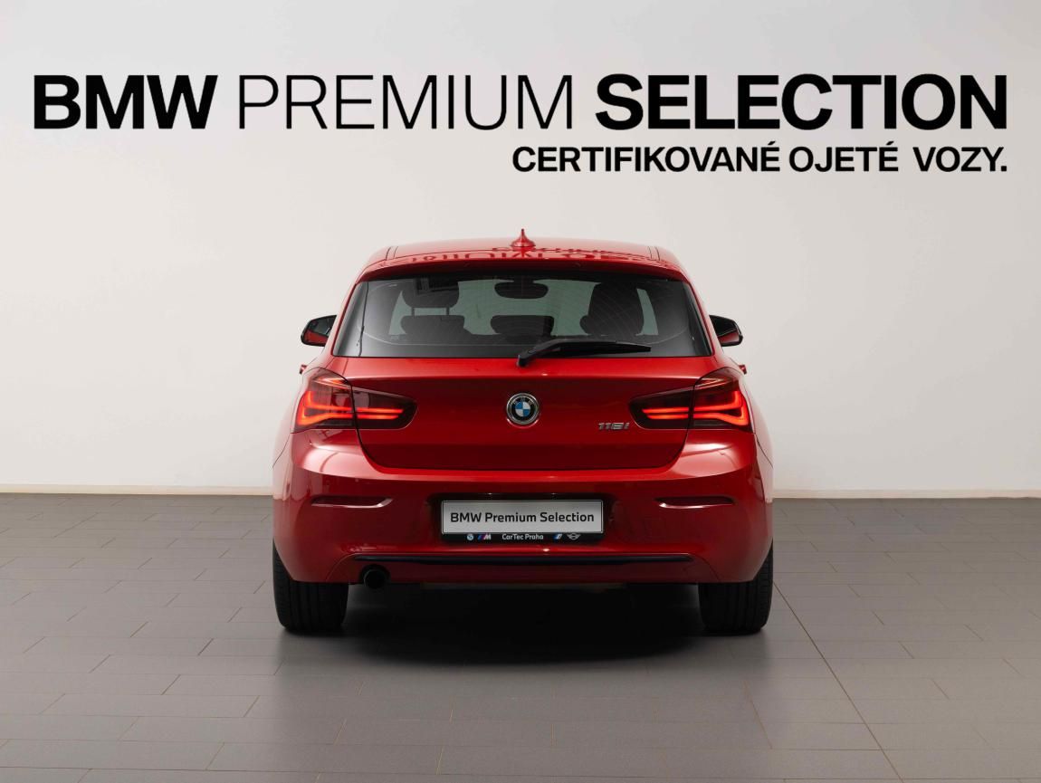 BMW Řada 1, 118i - fotka 4