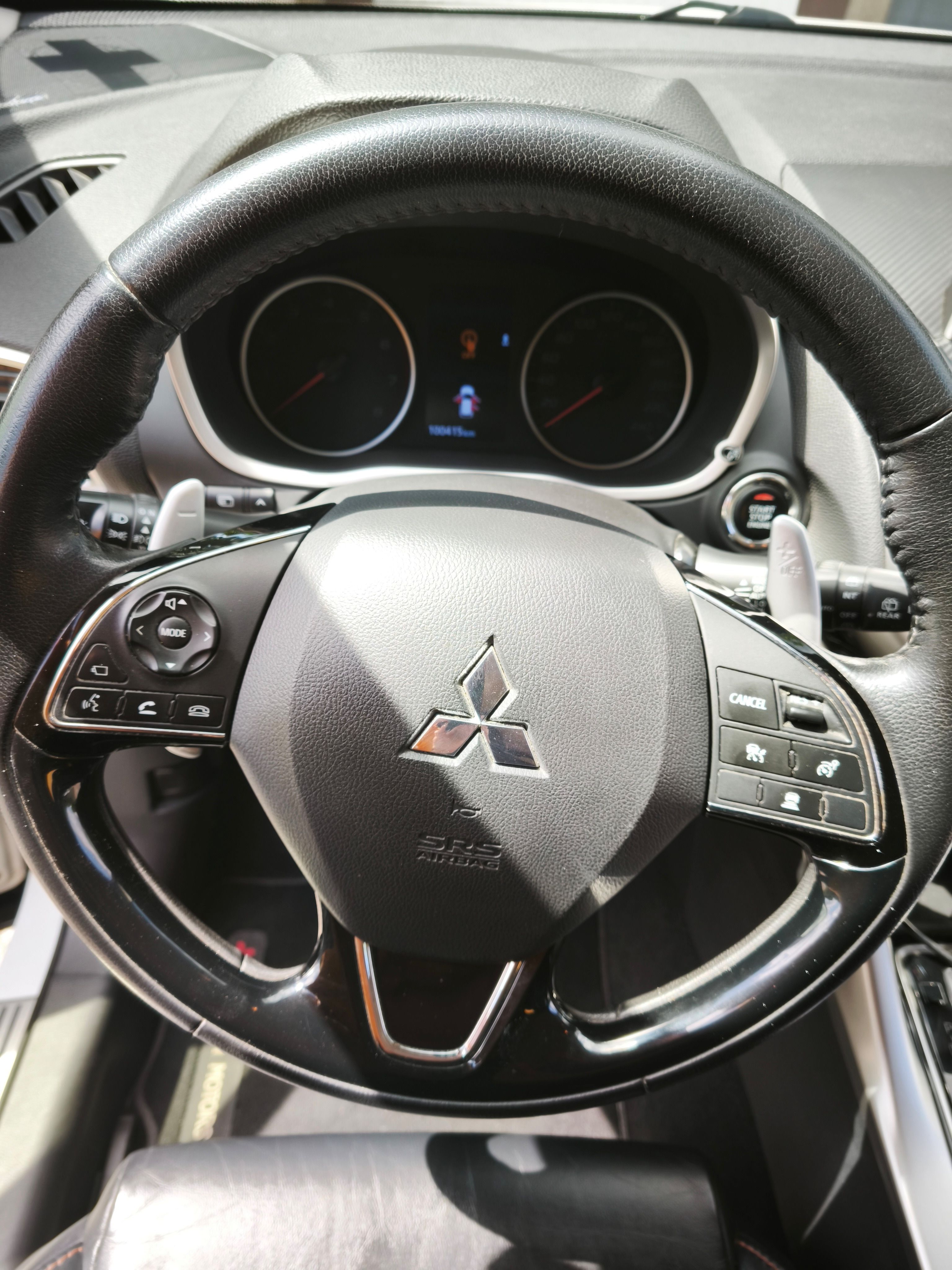 Mitsubishi Eclipse Cross, 1,5 2018, 4x4,tažné,1.majit - fotka 3