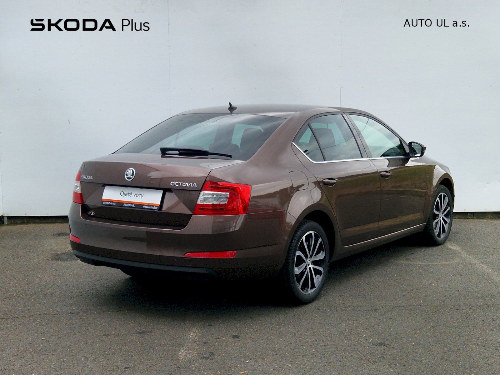 Škoda Octavia, 2.0TDI 110kW DSG Elegance Plus - fotka 2