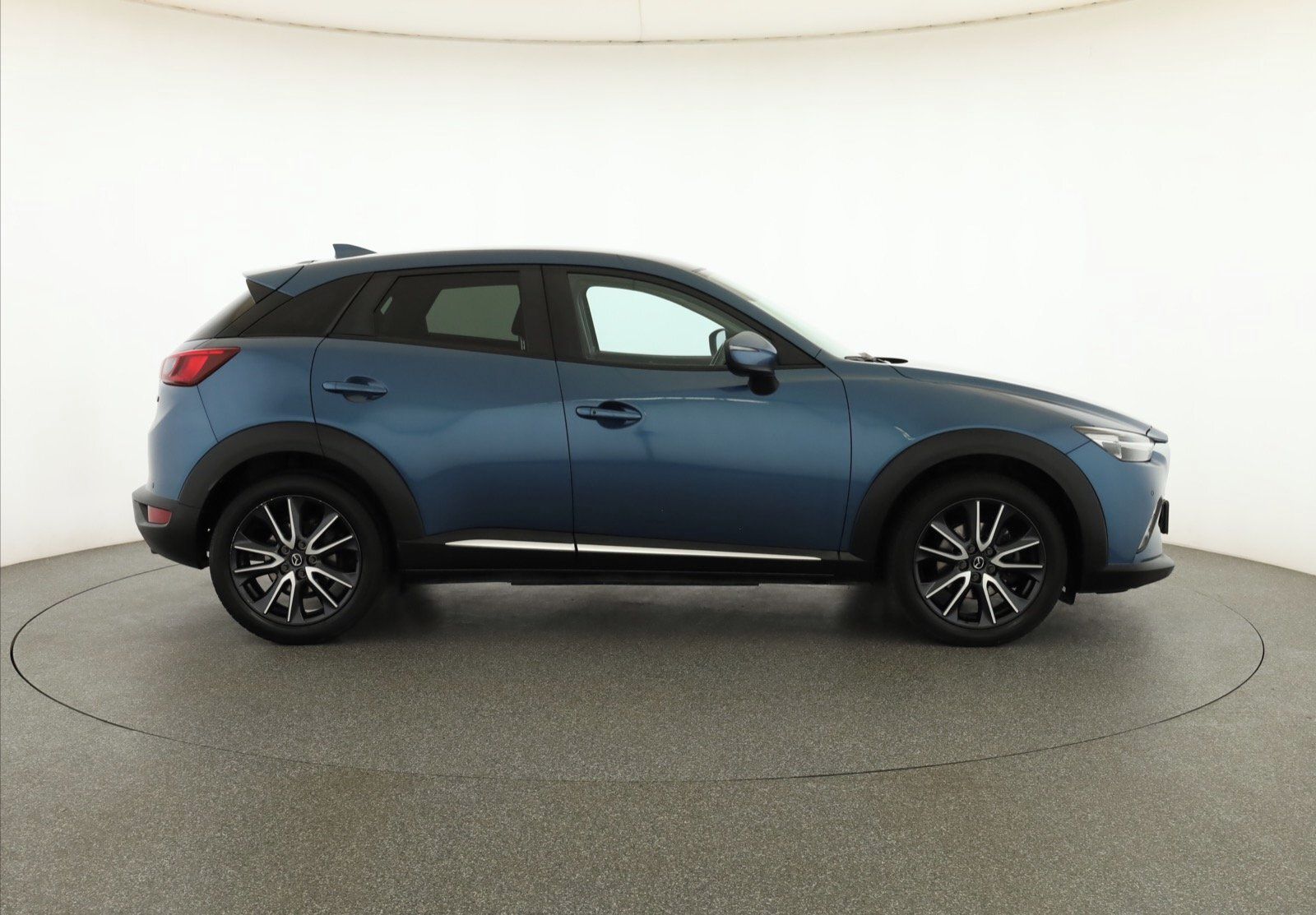 Mazda CX-3, 2.0 Skyactiv-G, Revolution - fotka 6