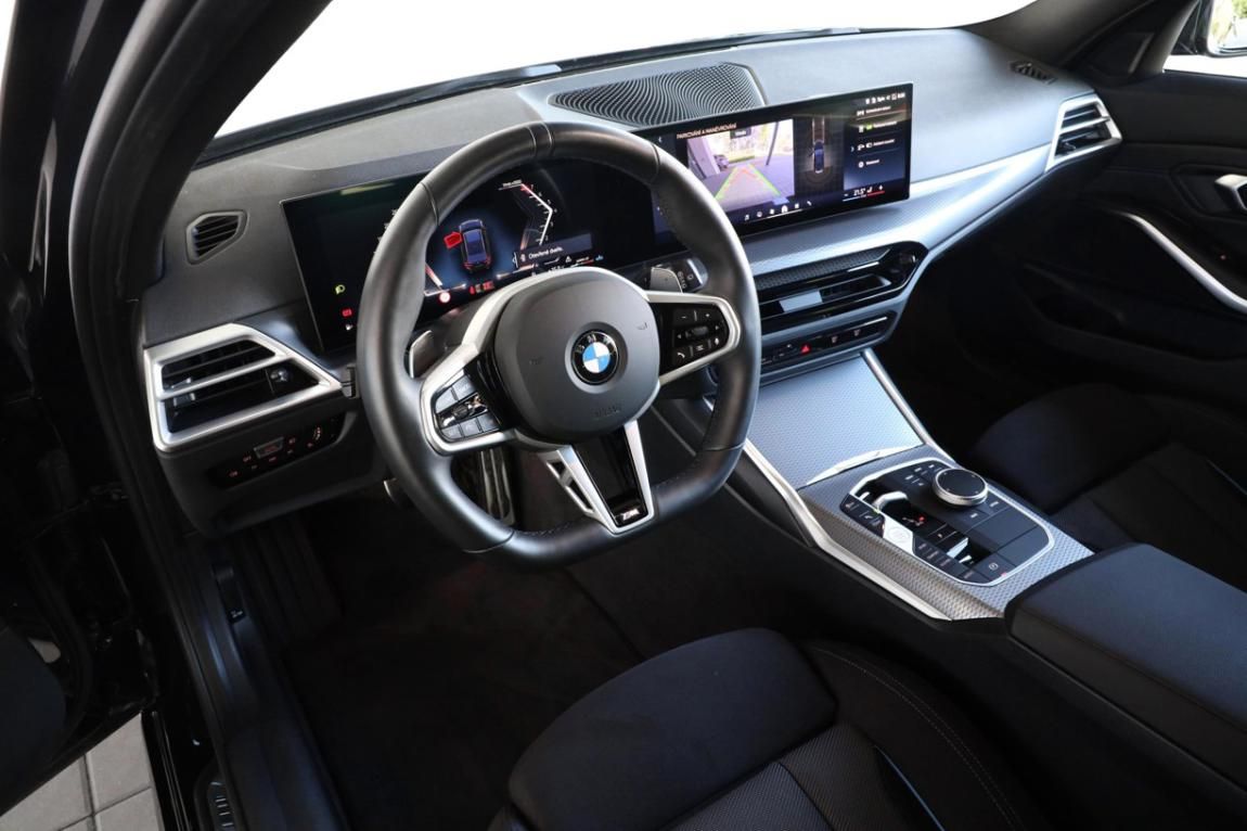BMW Řada 3, 330i xDrive Touring - fotka 5