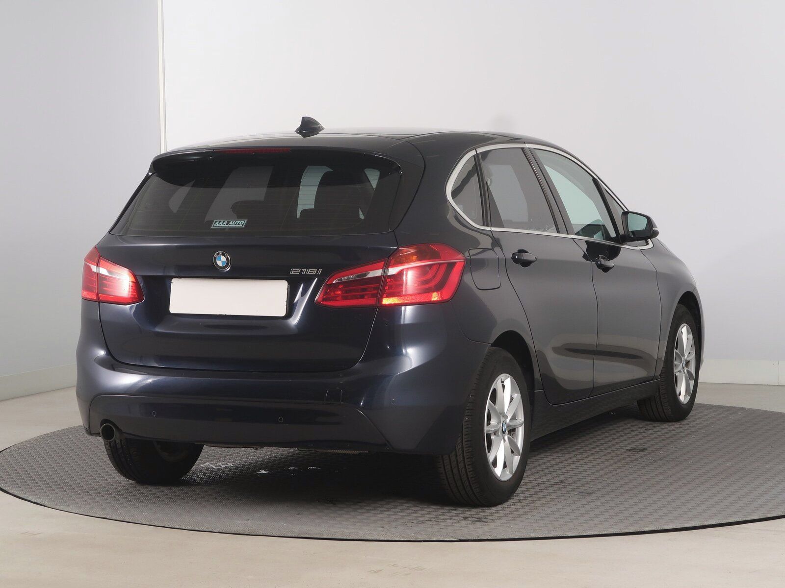 BMW Řada 2, 218i Active Tourer, Automat - fotka 5