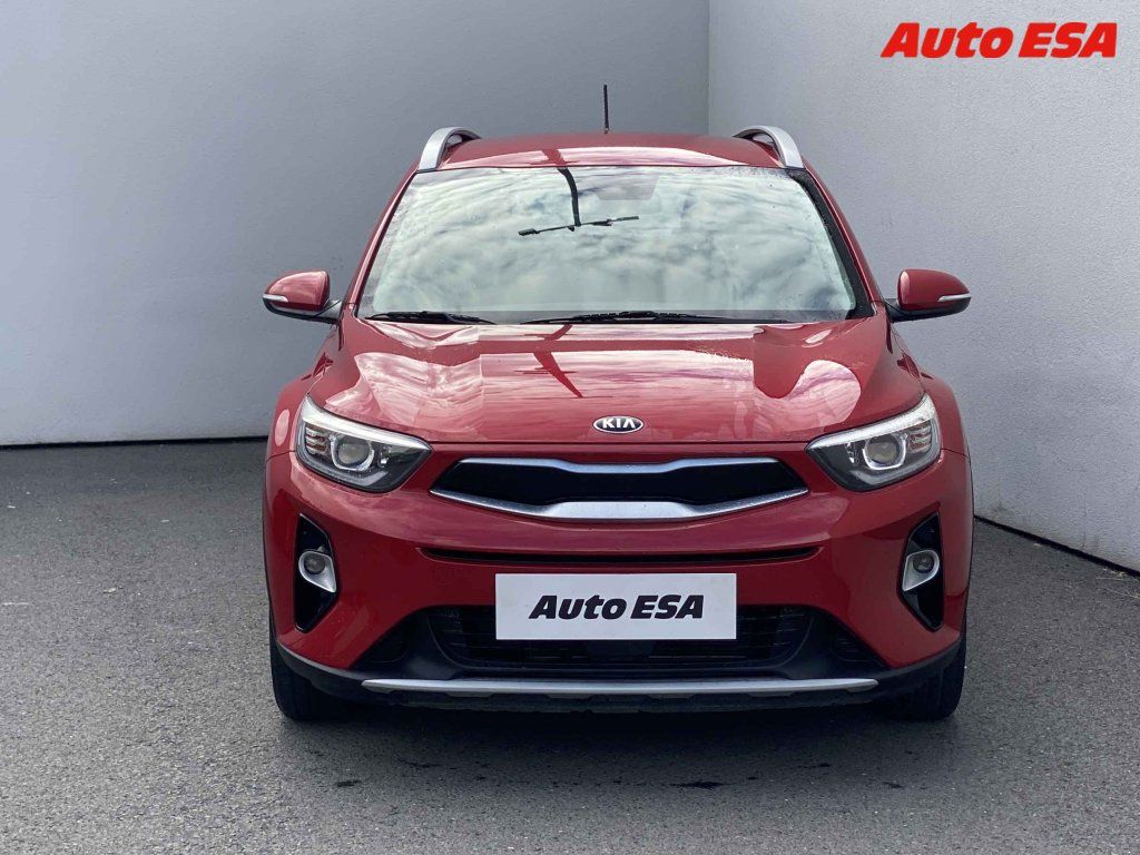 Kia Stonic, 1.4 CVVT,2.maj,ČR,navi - fotka 2