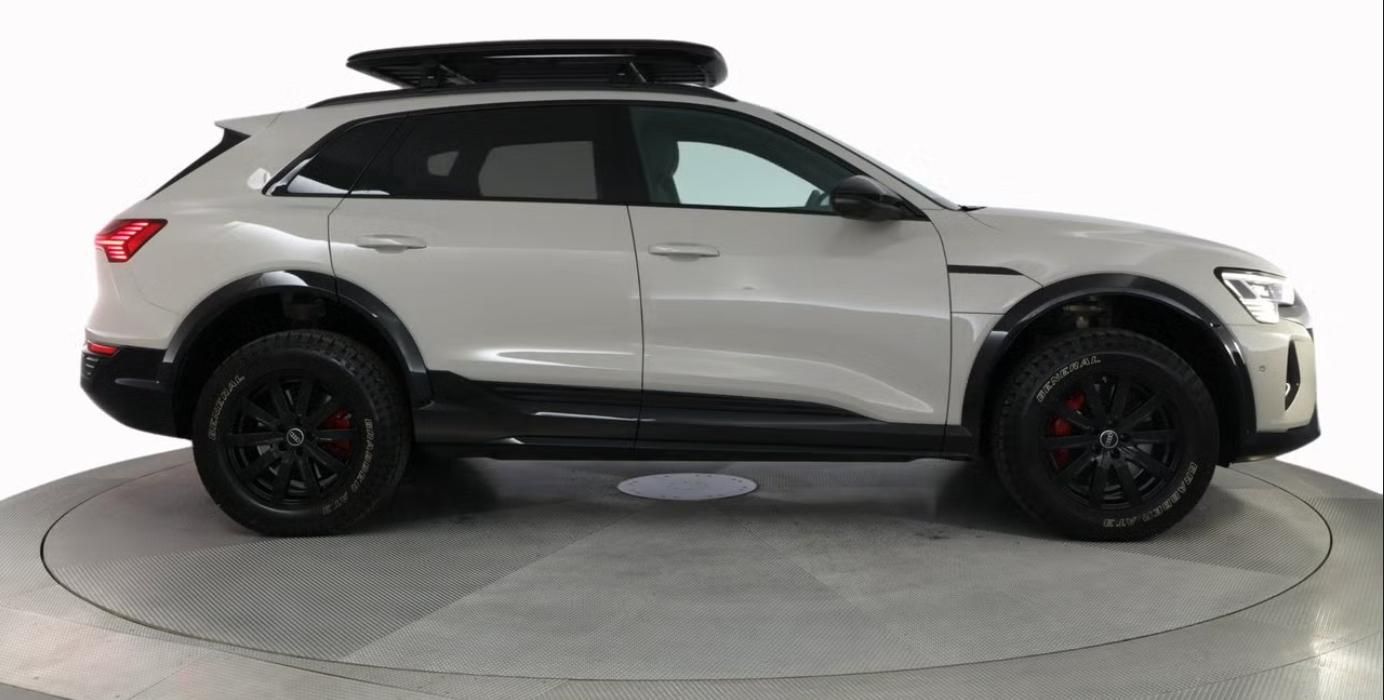 Audi Q8 e-tron, 55 Q 360k 4 zóny Pano BLIS - fotka 5