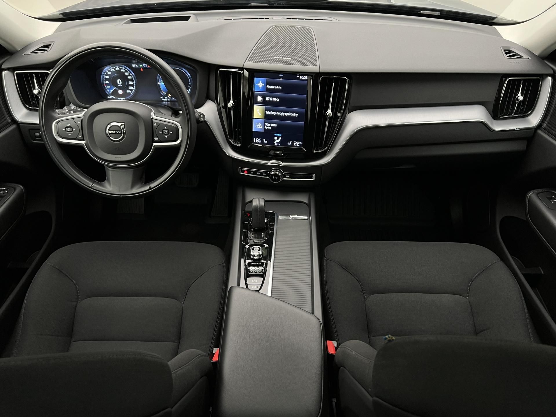 Volvo XC60, T6 AWD INSCRIPTION AUT 1. maj. - fotka 2