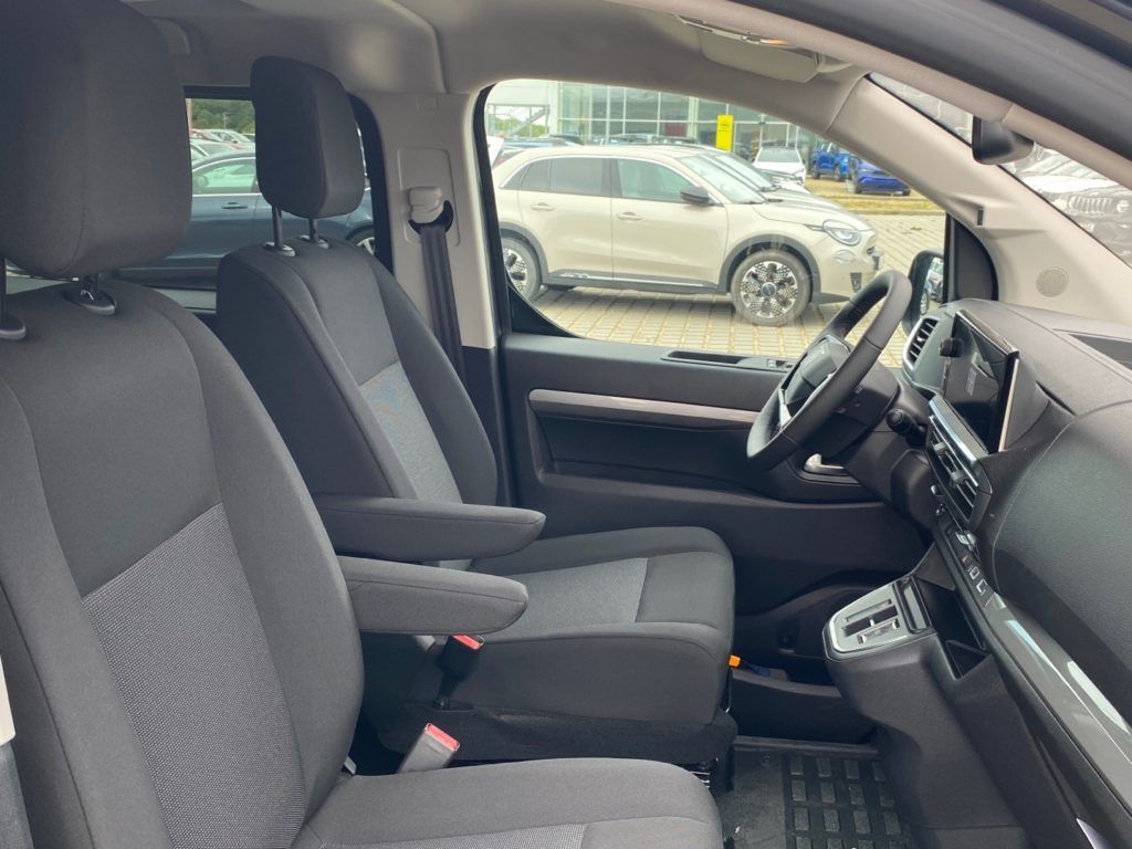Fiat Ulysse, Icon 2.2 MTJ 180k AT8 L3 - fotka 6