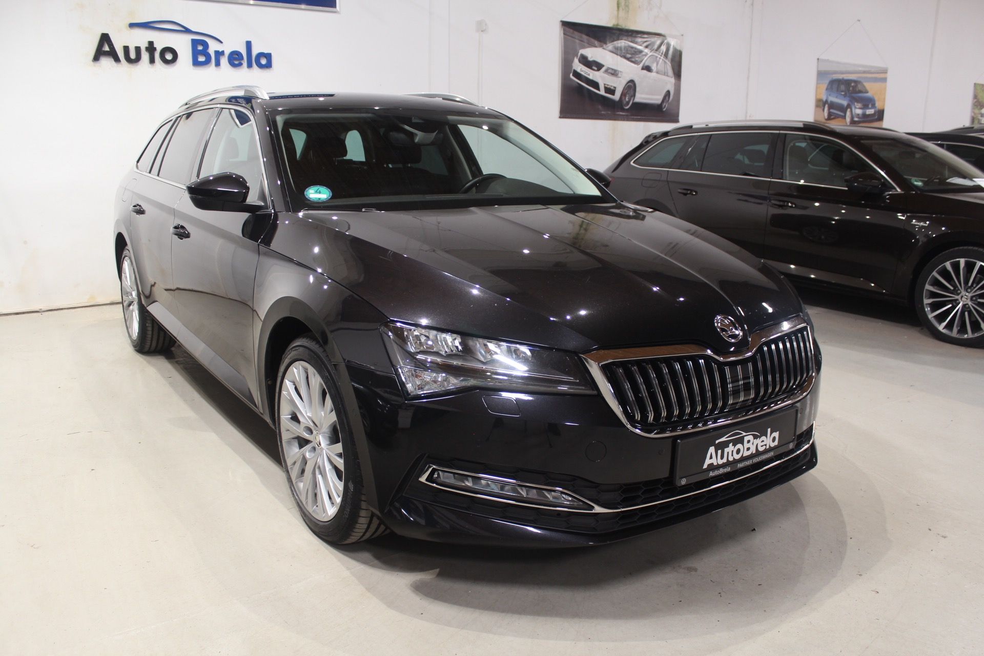 Škoda Superb, 2.0TDI DSG Style+ Display  LED