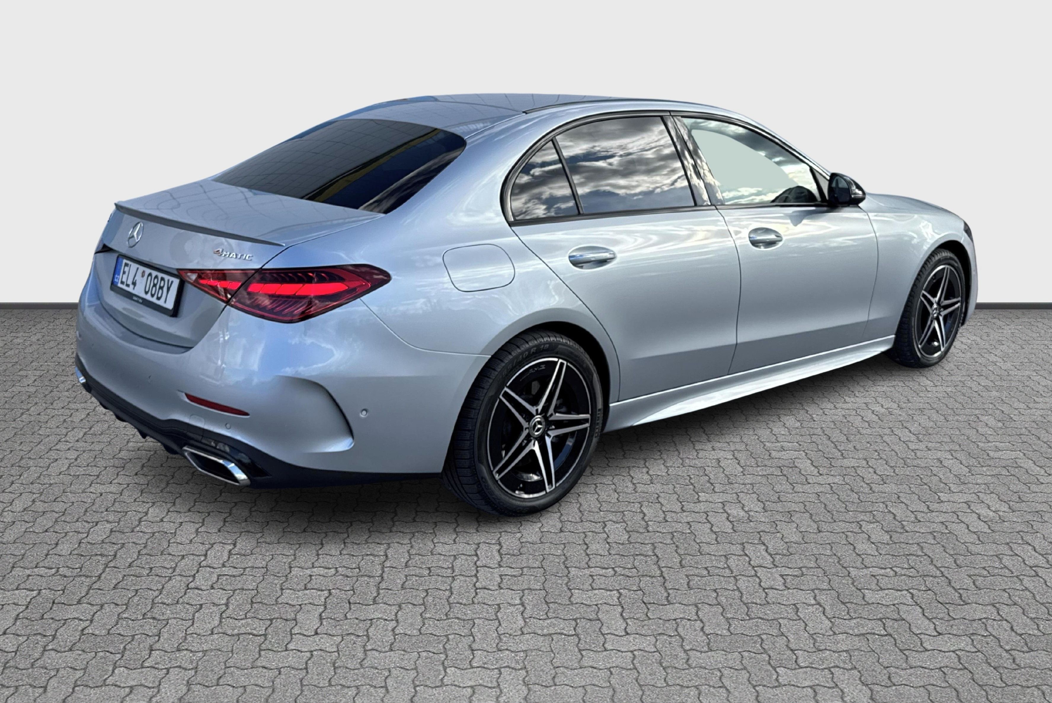 Mercedes-Benz Třídy C, C400e 4MATIC plug-in AMG Premi - fotka 4
