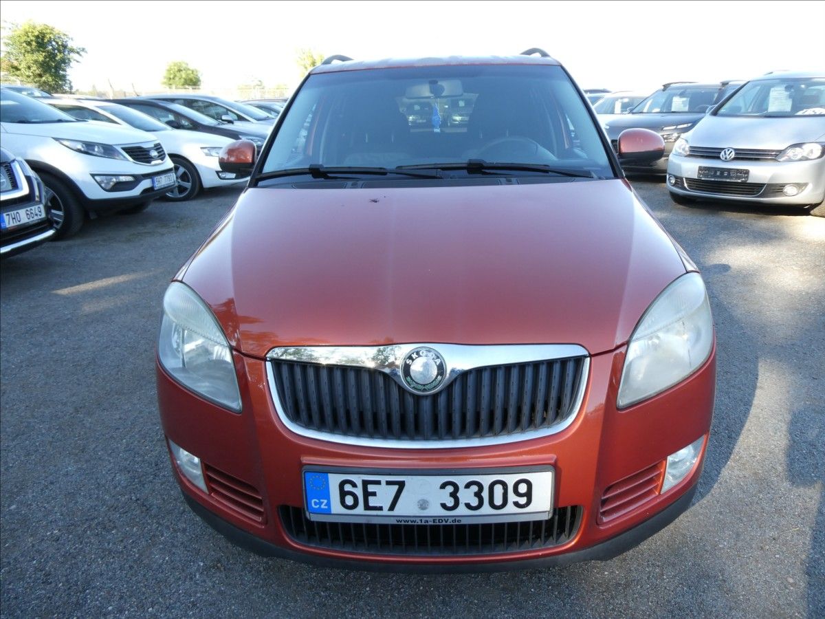 Škoda Fabia, 1,4 TDi 59kW klima, závěs - fotka 2