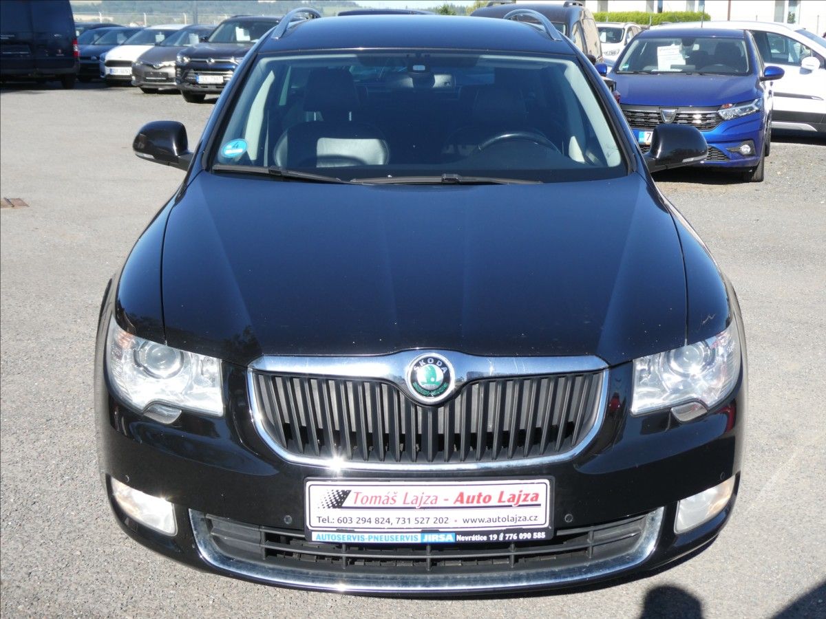 Škoda Superb, 2,0 TDi 125kW ELEGANCE,závěs - fotka 2