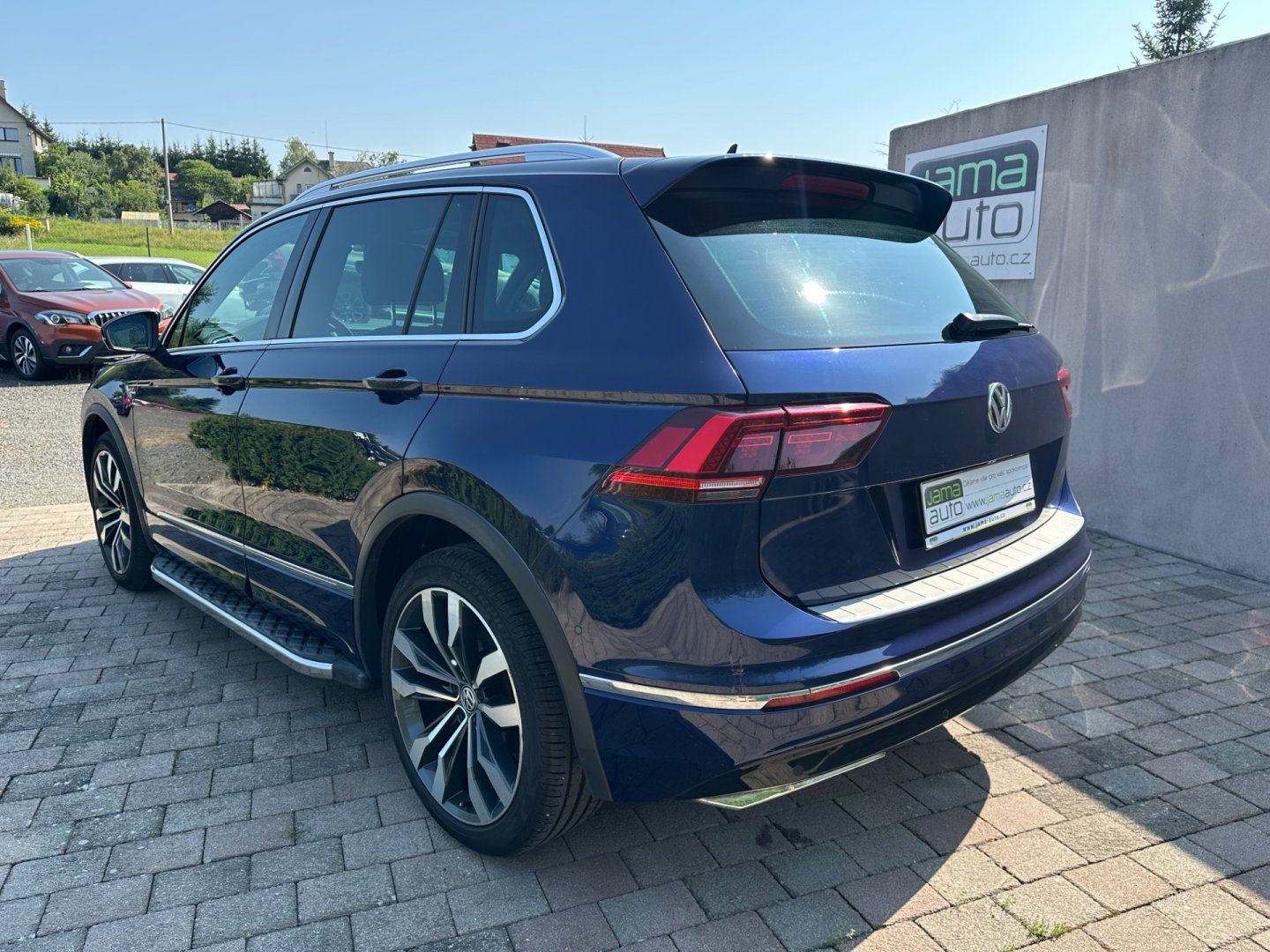 Volkswagen Tiguan, 2,0TSI 162kW 4X4 R-LINE HIGHLI - fotka 5