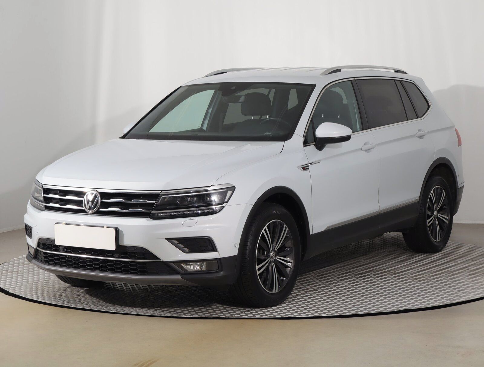 Volkswagen Tiguan Allspace, 2.0 TDI, 4X4, Automat - fotka 2