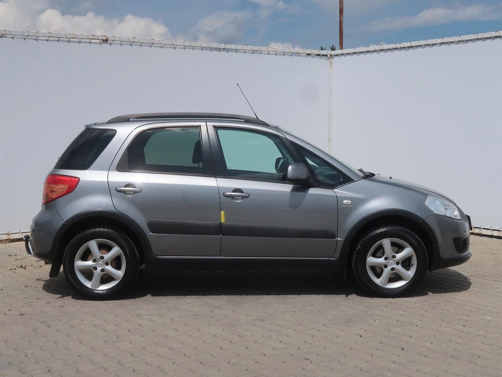 Suzuki SX4, 1.9 DDiS, 4X4, Serv.kniha - fotka 6