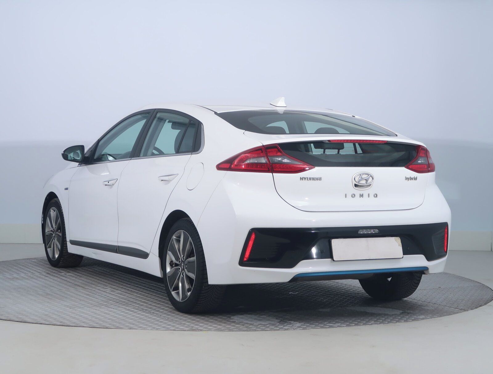 Hyundai Ioniq, Hybrid, Automat, Serv.kniha - fotka 4