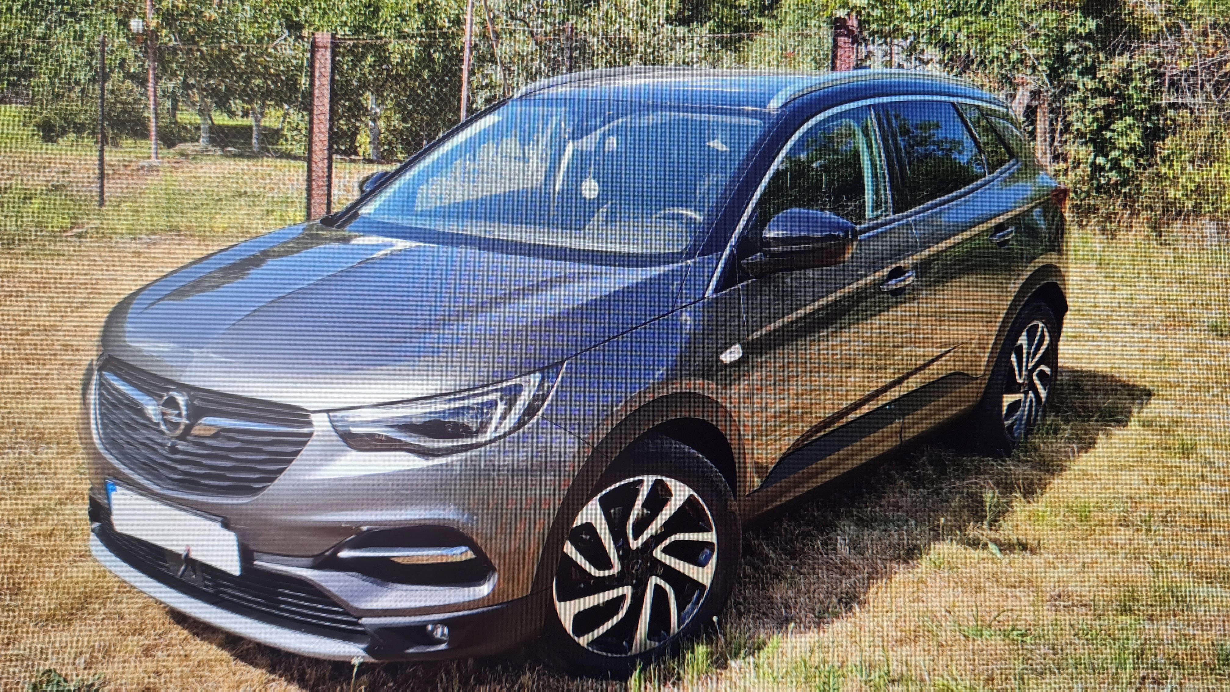 Opel Grandland X, 1.6 diesel TOP STAV