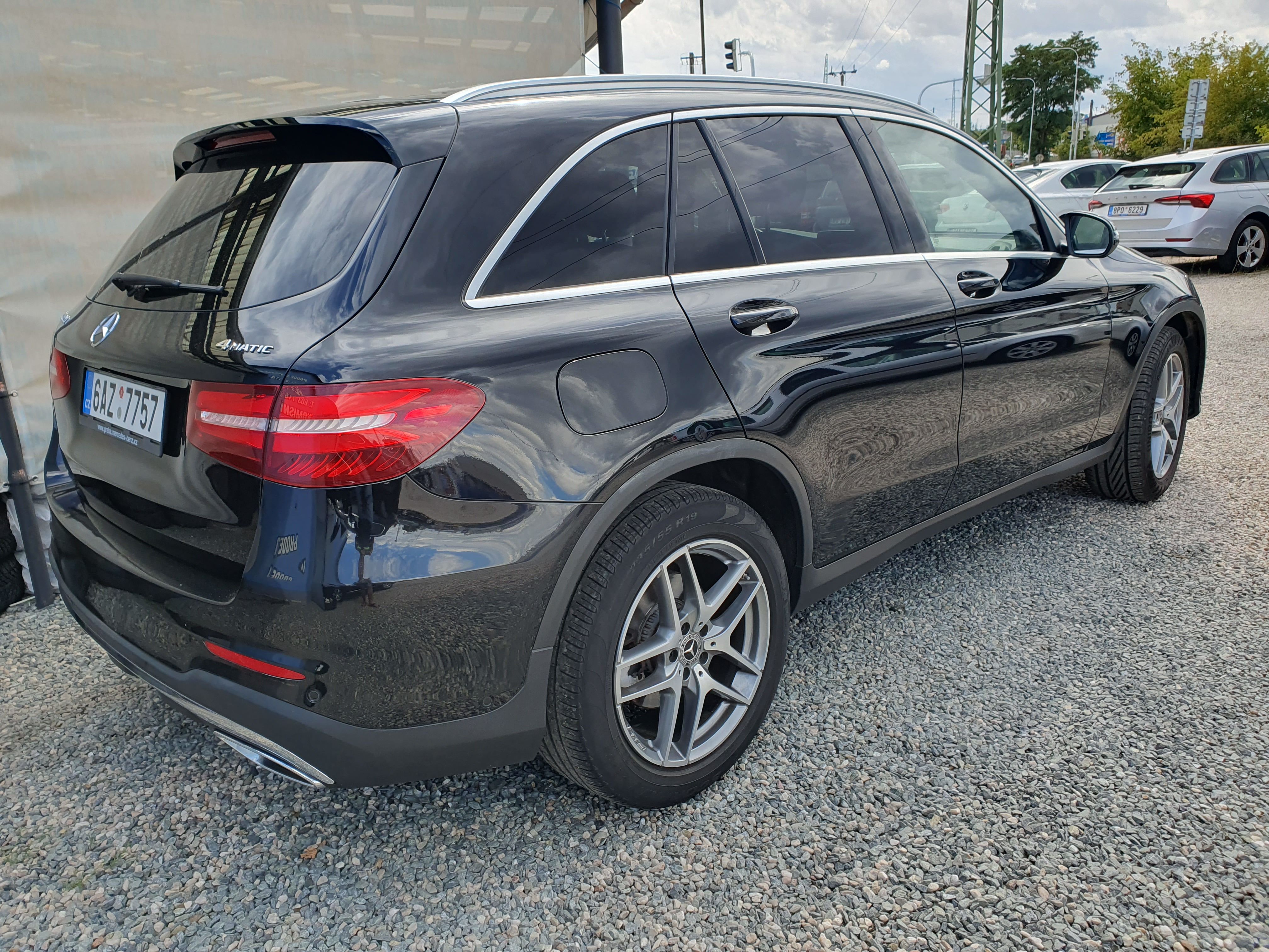 Mercedes-Benz GLC, 250 D 4 MATIC AMG PAKET - fotka 4