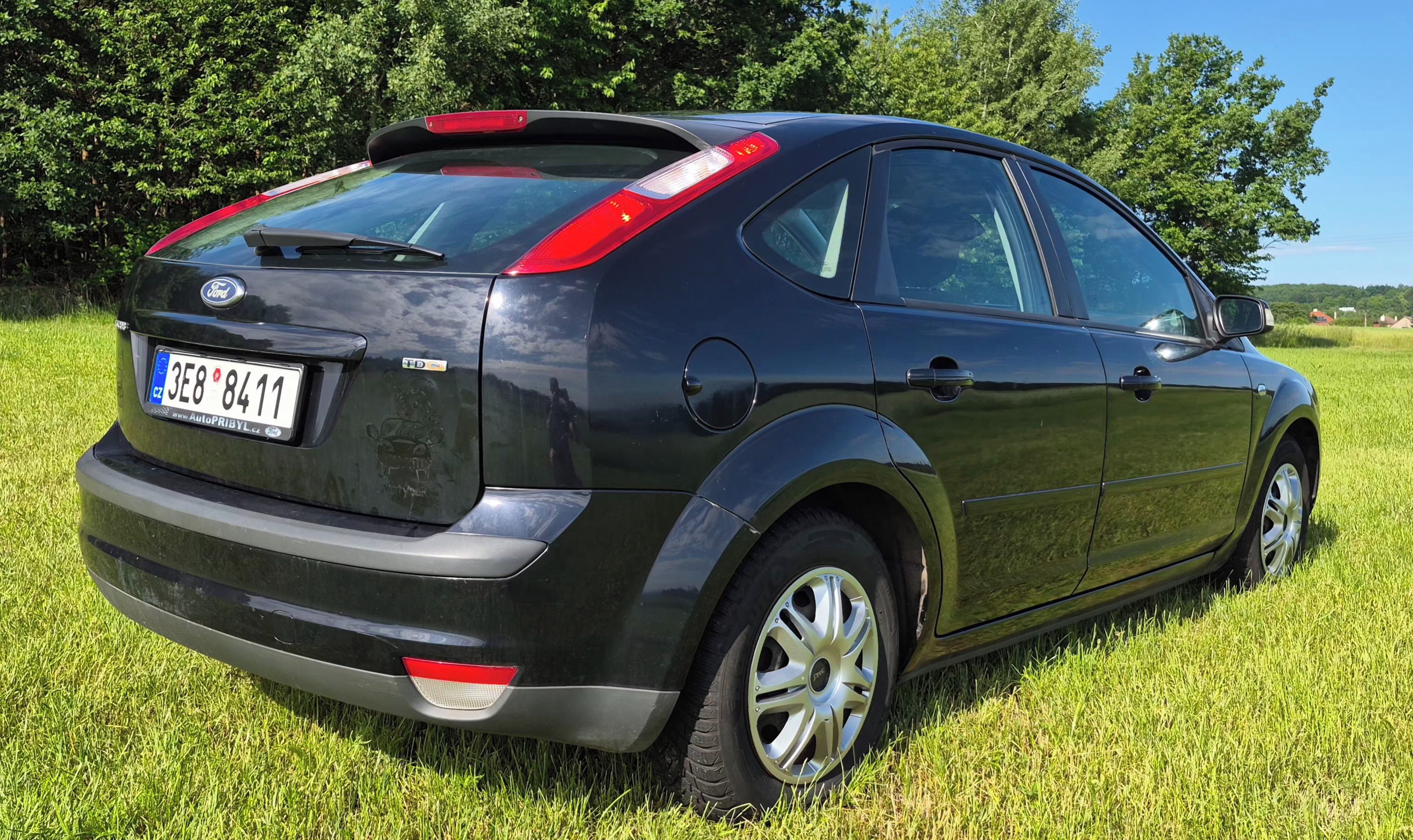 Ford Focus, 1.6 TDCi 80kw Ghia - fotka 4