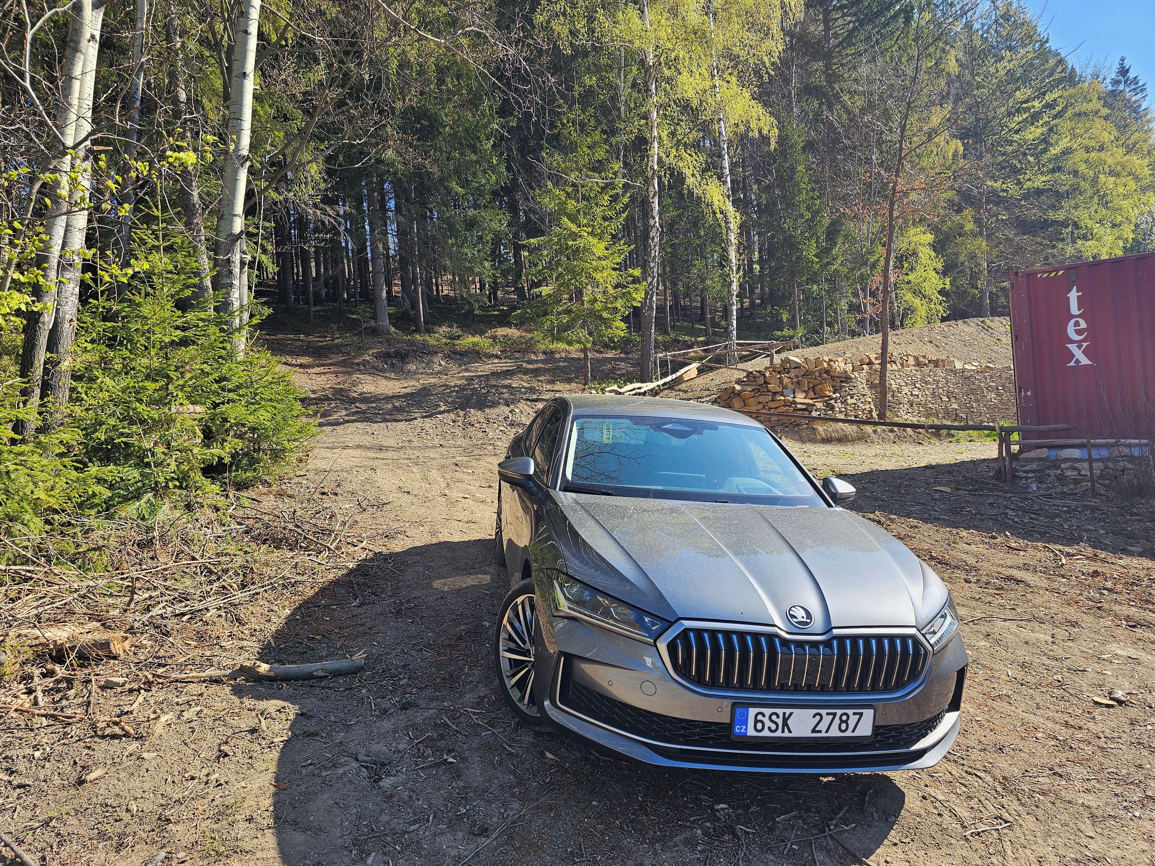 Škoda Superb, Škoda Superb 2.0 195 kW L&K