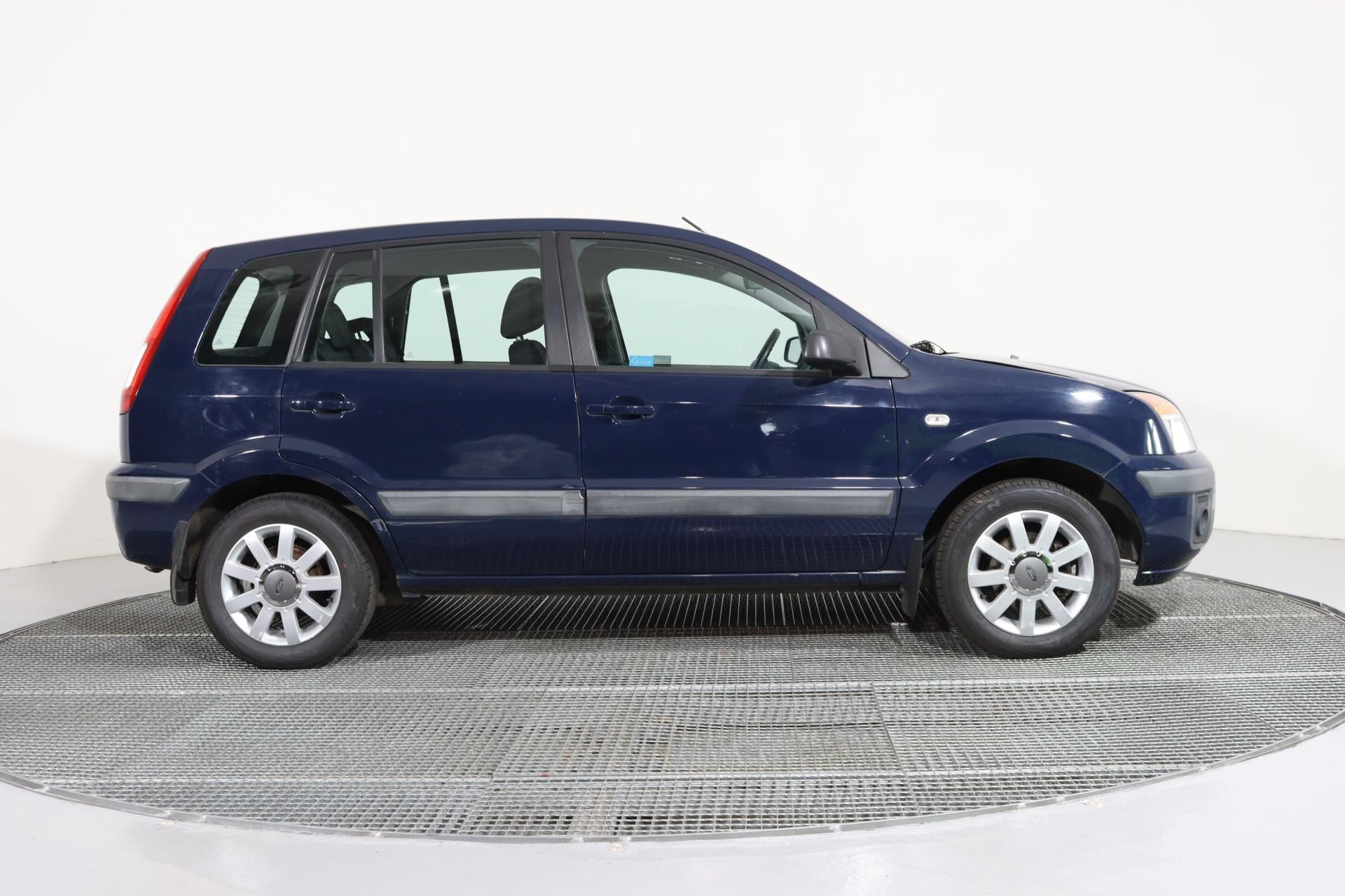Ford Fusion, 1.4i 59kw - fotka 3
