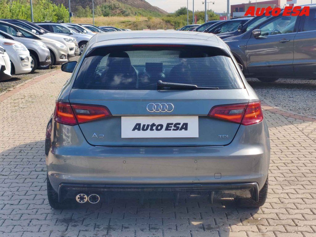 Audi A3, 1.6TDi,S-line,bixen,kůže - fotka 5