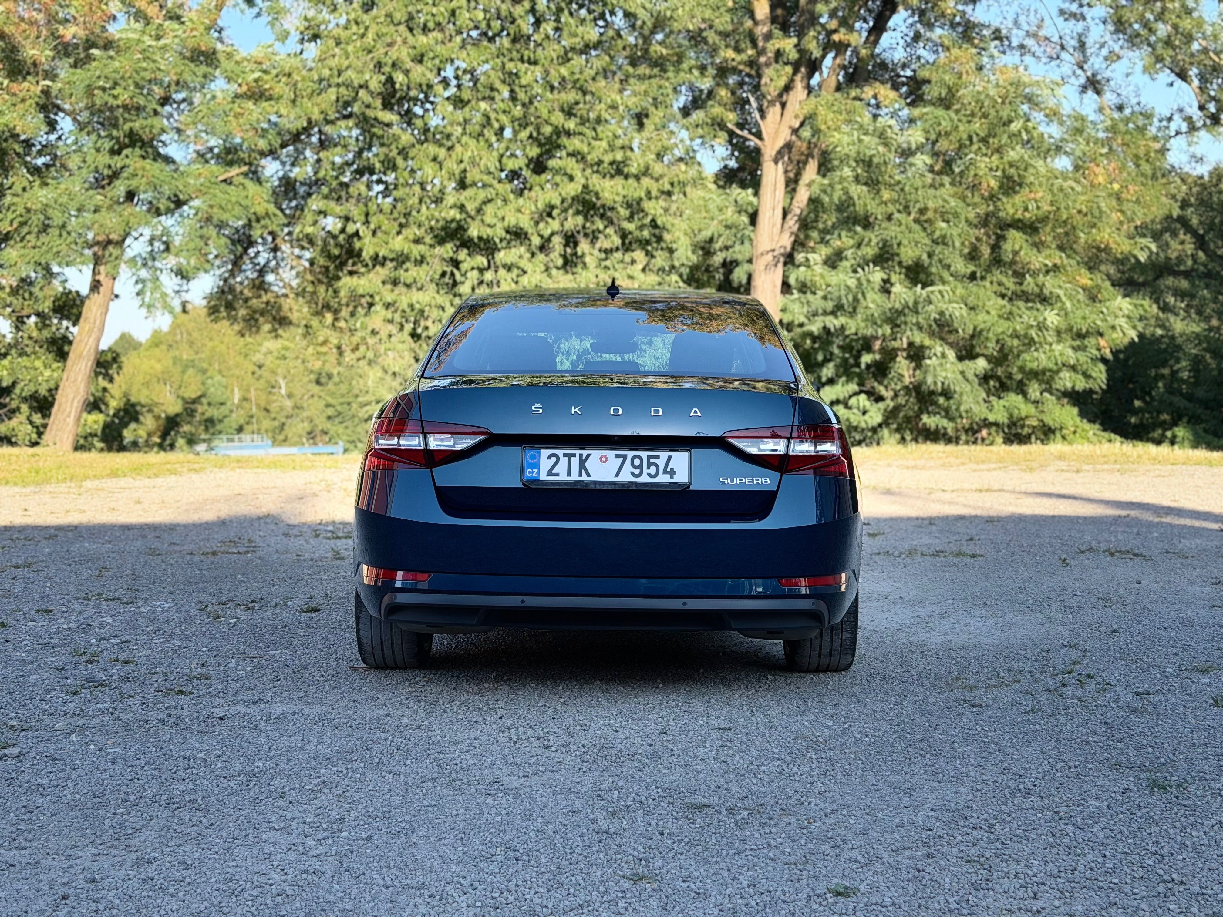 Škoda Superb, 2.0TSI, 162kW, DPH, TOP výbava - fotka 5