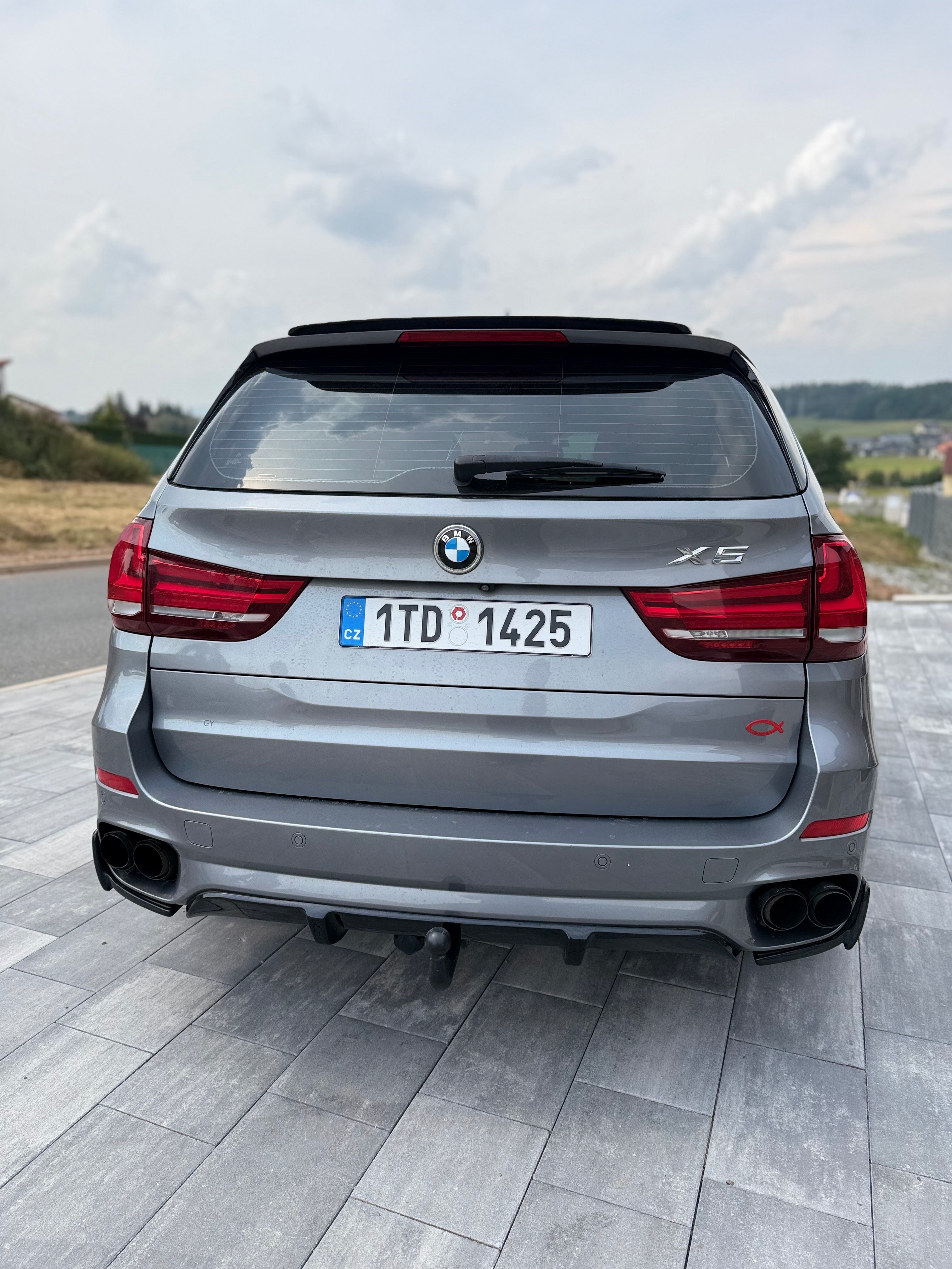 BMW X5, xDrive40d 230 kW | M paket - fotka 5