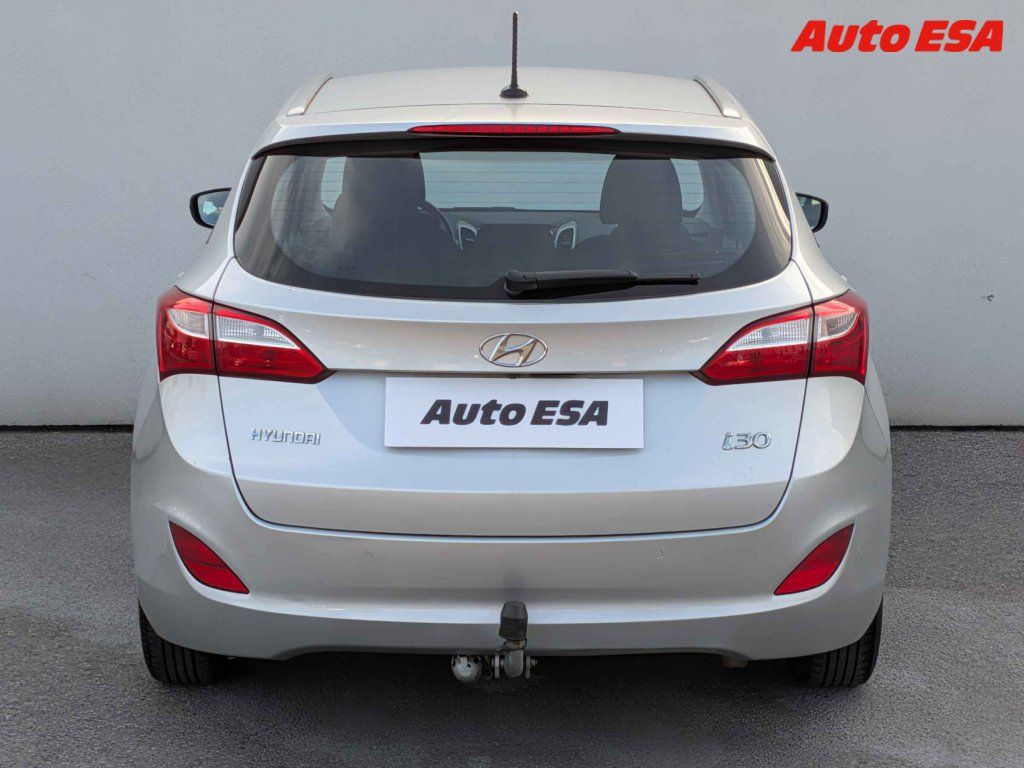 Hyundai i30, 1.6CRDi,ČR - fotka 5