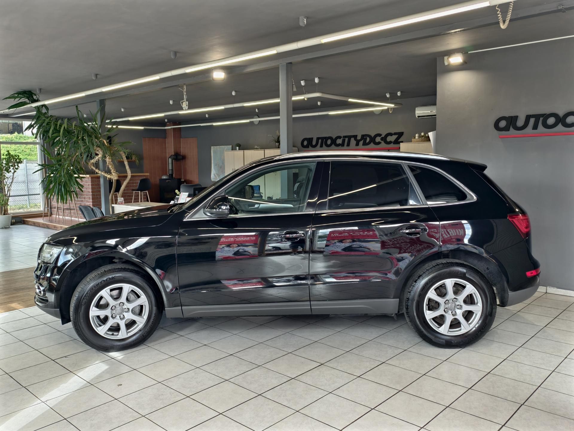 Audi Q5, 2.0 TDi 130kW A/T, QUTTRO, ČR - fotka 4