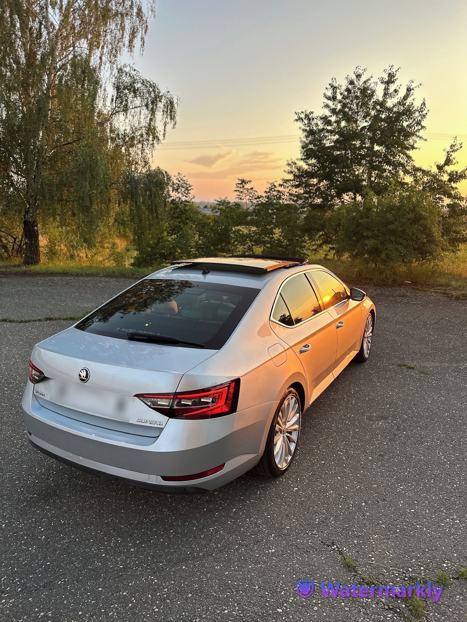Škoda Superb, Superb L&K 2.0TDI Webasto - fotka 4