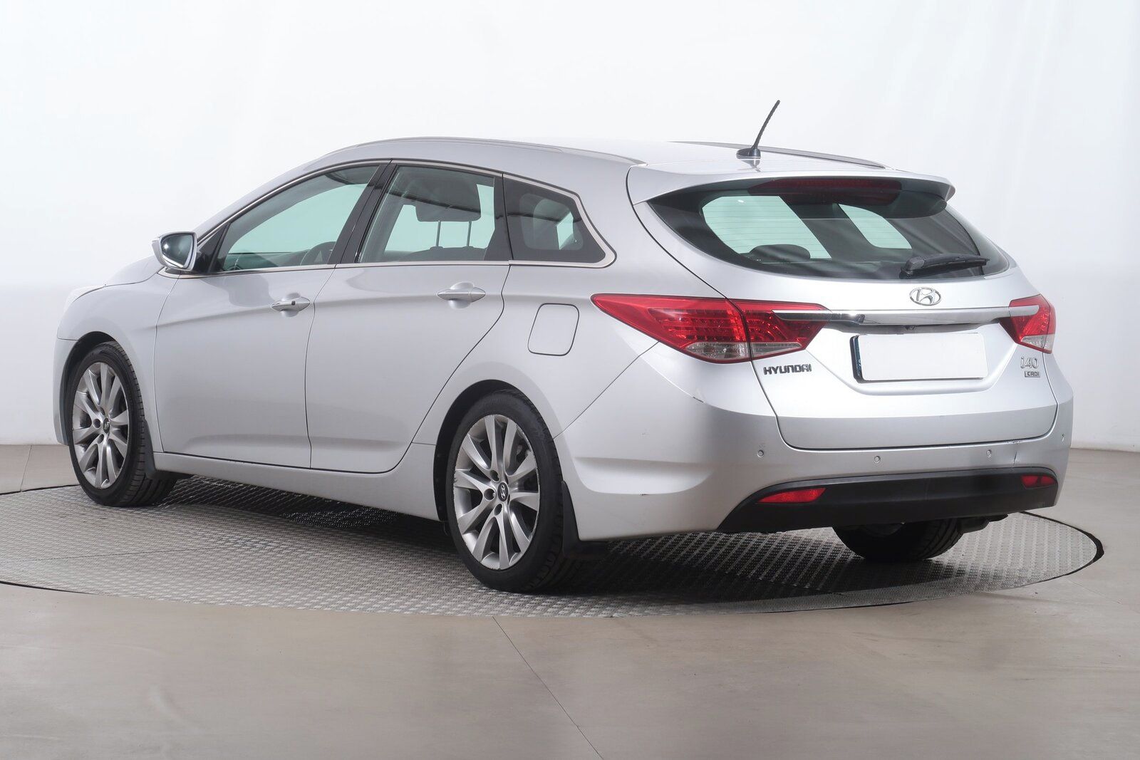 Hyundai i40, 1.7 CRDi, Serv.kniha - fotka 4