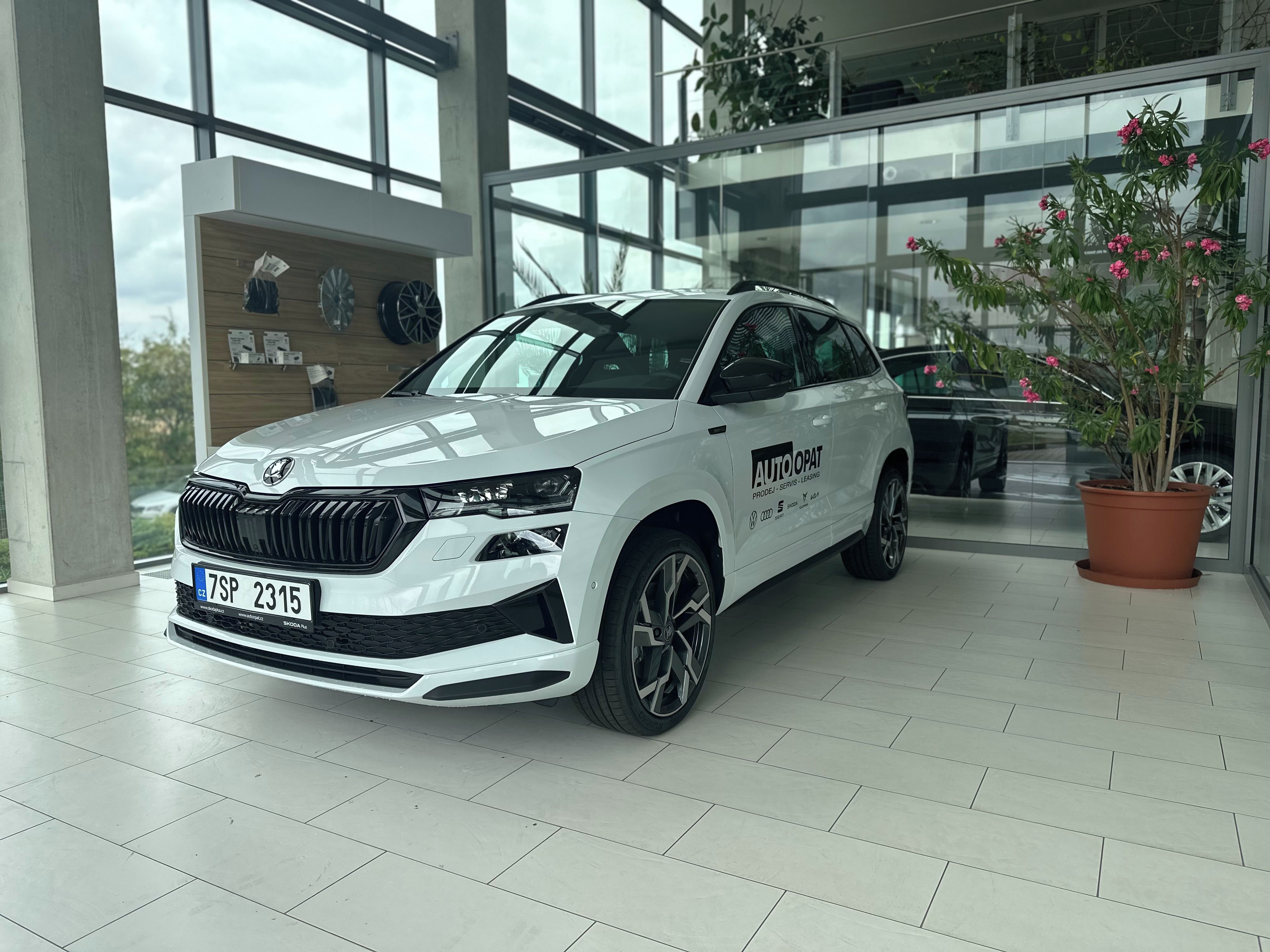 Škoda Karoq, Sportline 1,5 TSI 110 kW - fotka 3