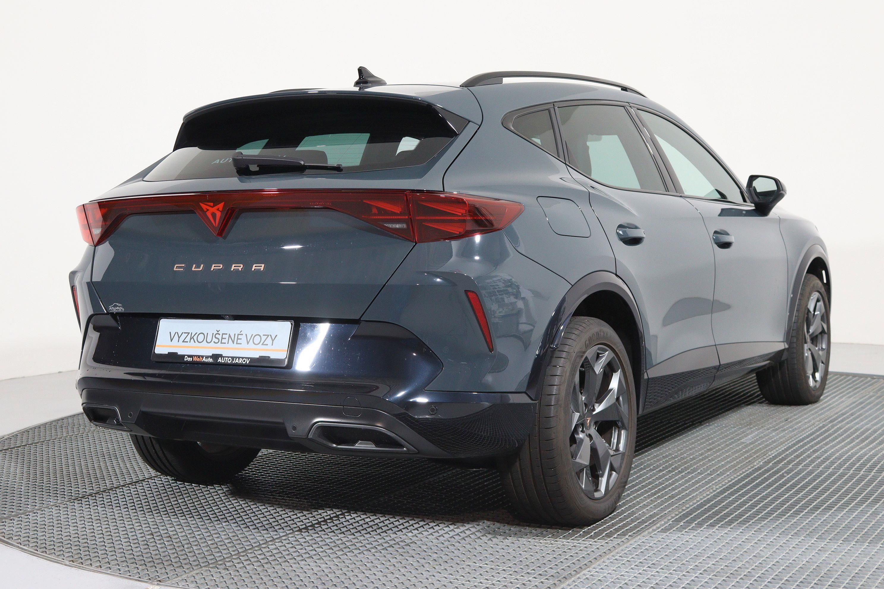 Cupra Formentor, 1.5 eTSI 150K DSG - fotka 2