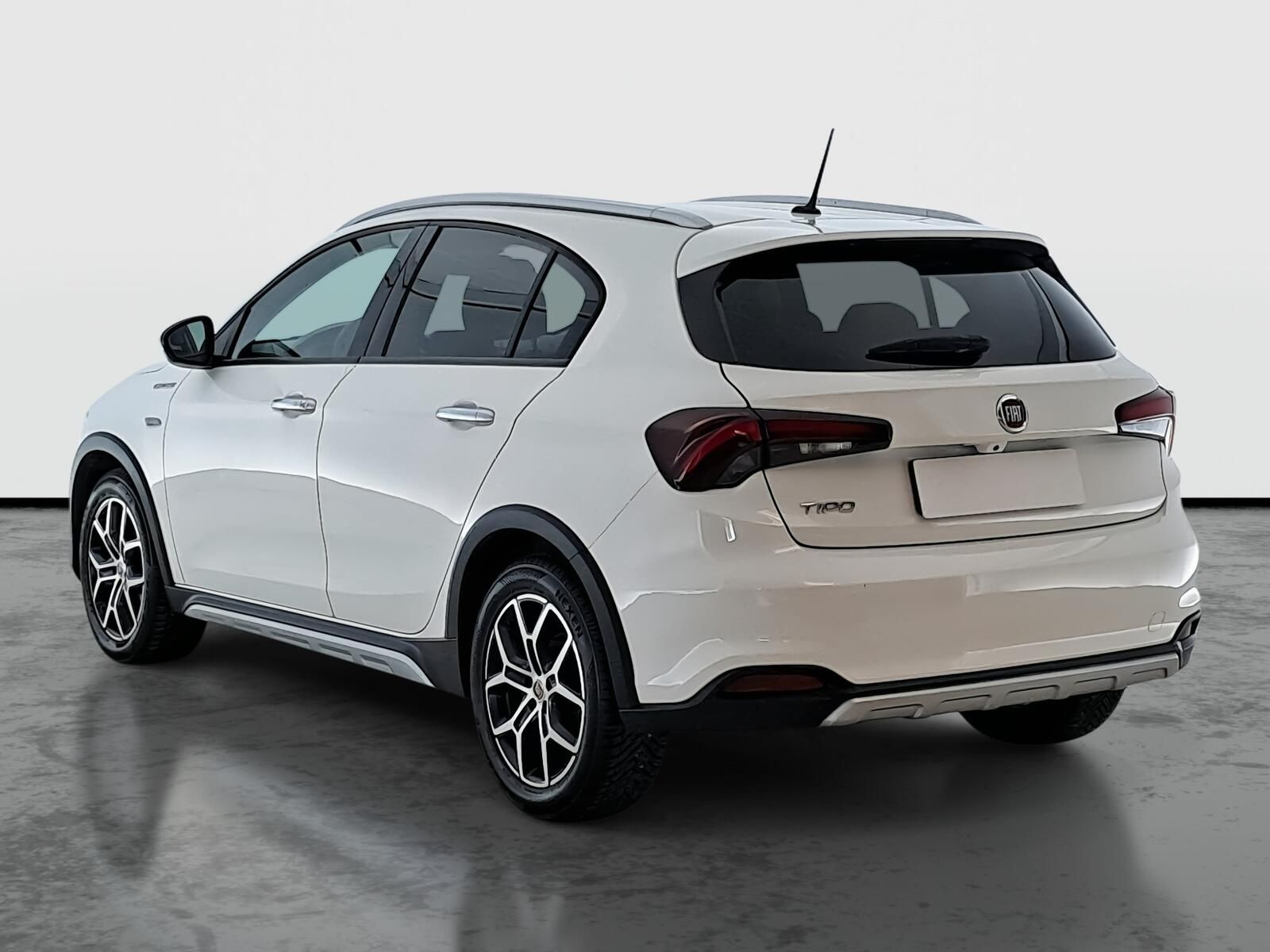 Fiat Tipo, 1.0 FireFly, Cross, ČR,1.maj - fotka 4